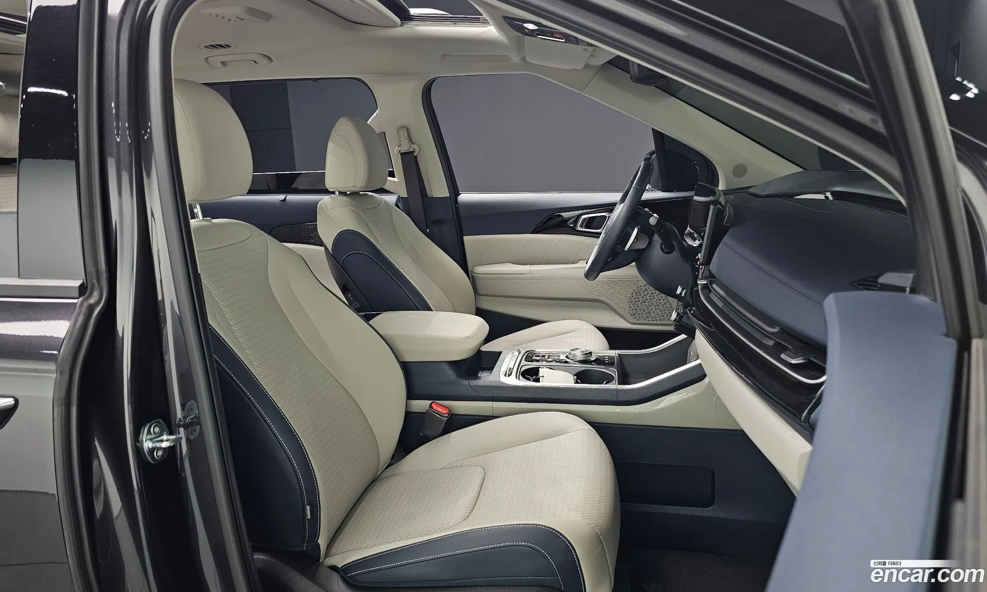 Kia Carnival 2024 — 32