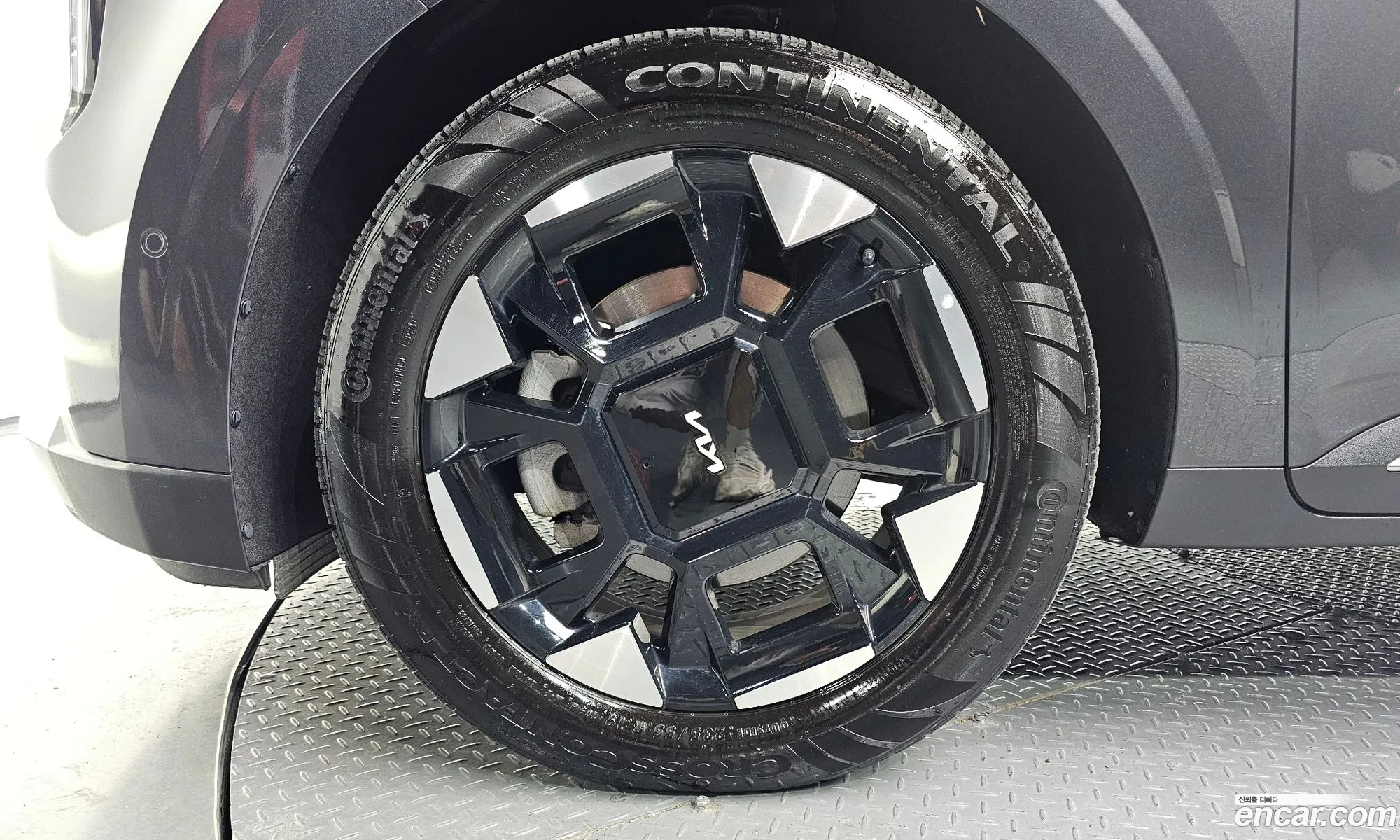 Kia Carnival 2024 — 23