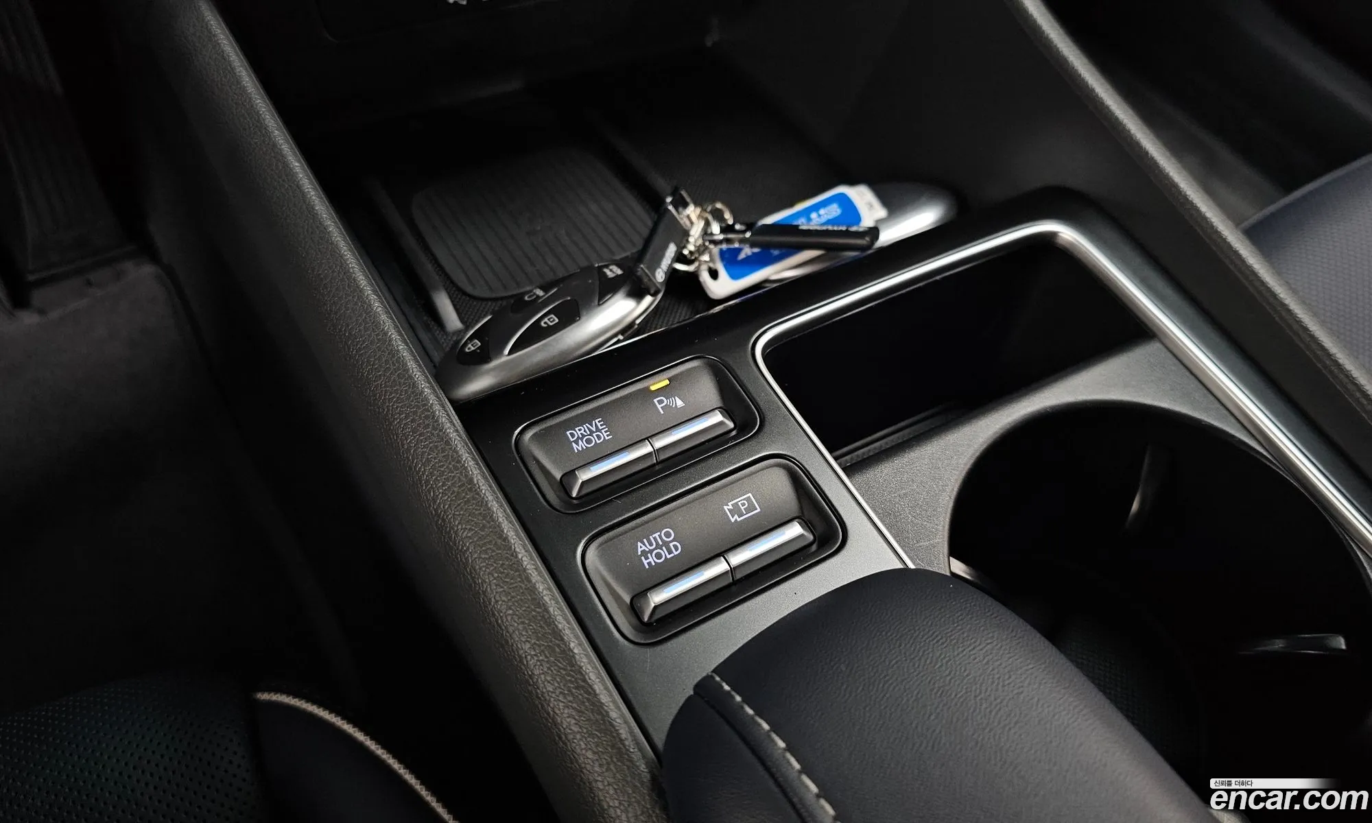 Hyundai Sonata the Edge Hybrid 2023 — 31
