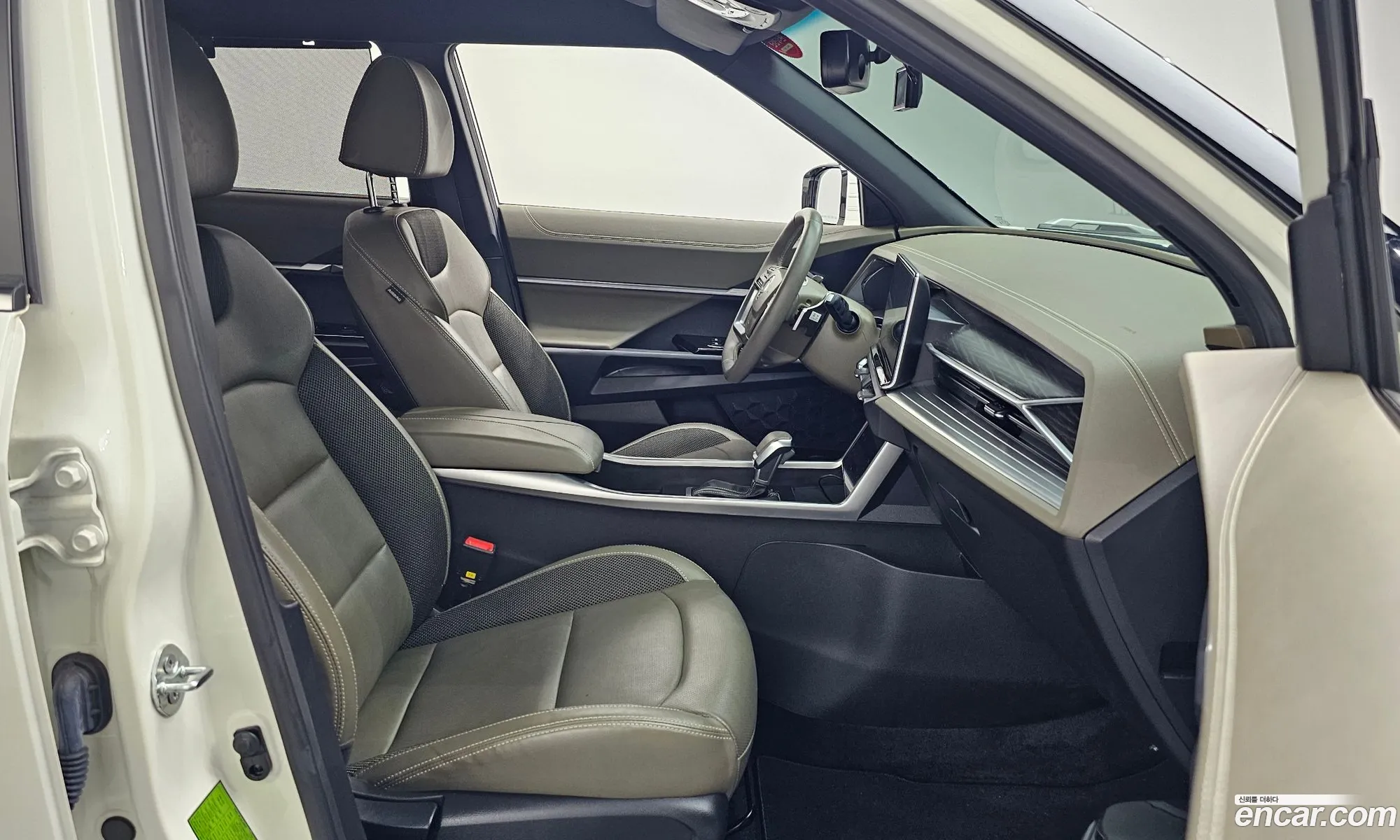 KG Mobility (SsangYong) Torres 2023 — 10