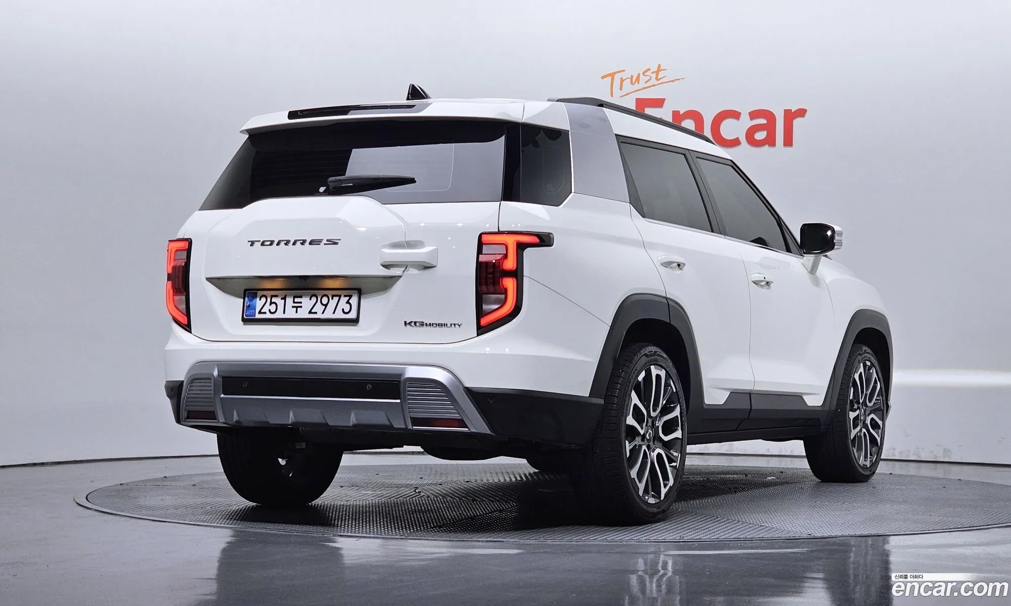 KG Mobility (SsangYong) Torres 2023 — 13