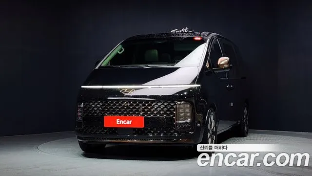 Hyundai Staria 2021 — 2
