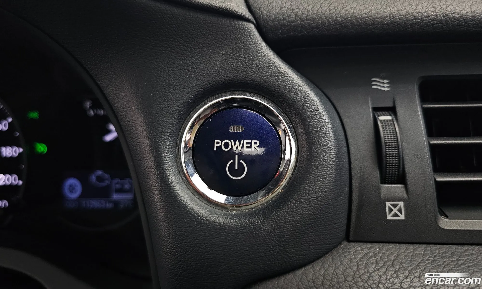 Lexus CT200h 2013 JTHKD5BH9D2155216 — 13