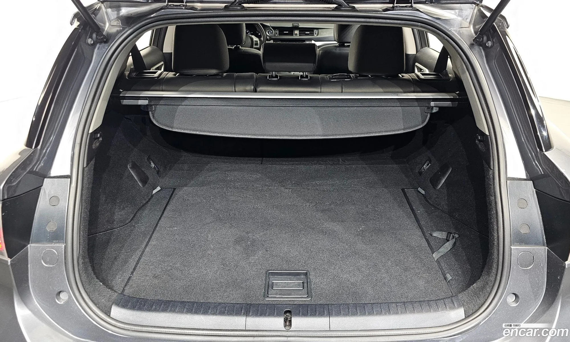 Lexus CT200h 2013 JTHKD5BH9D2155216 — 11