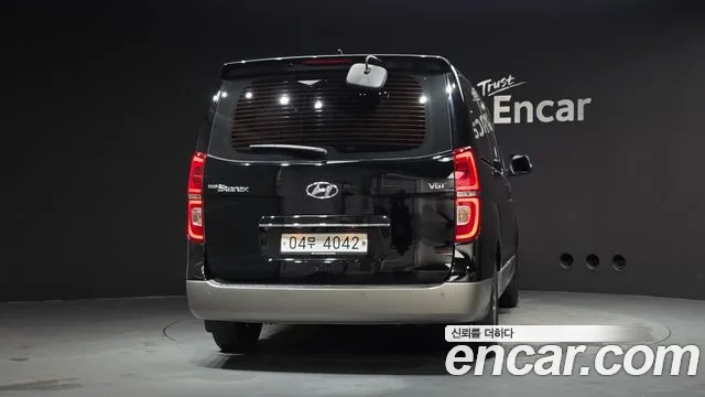 Hyundai Grand Starex 2018 — 3