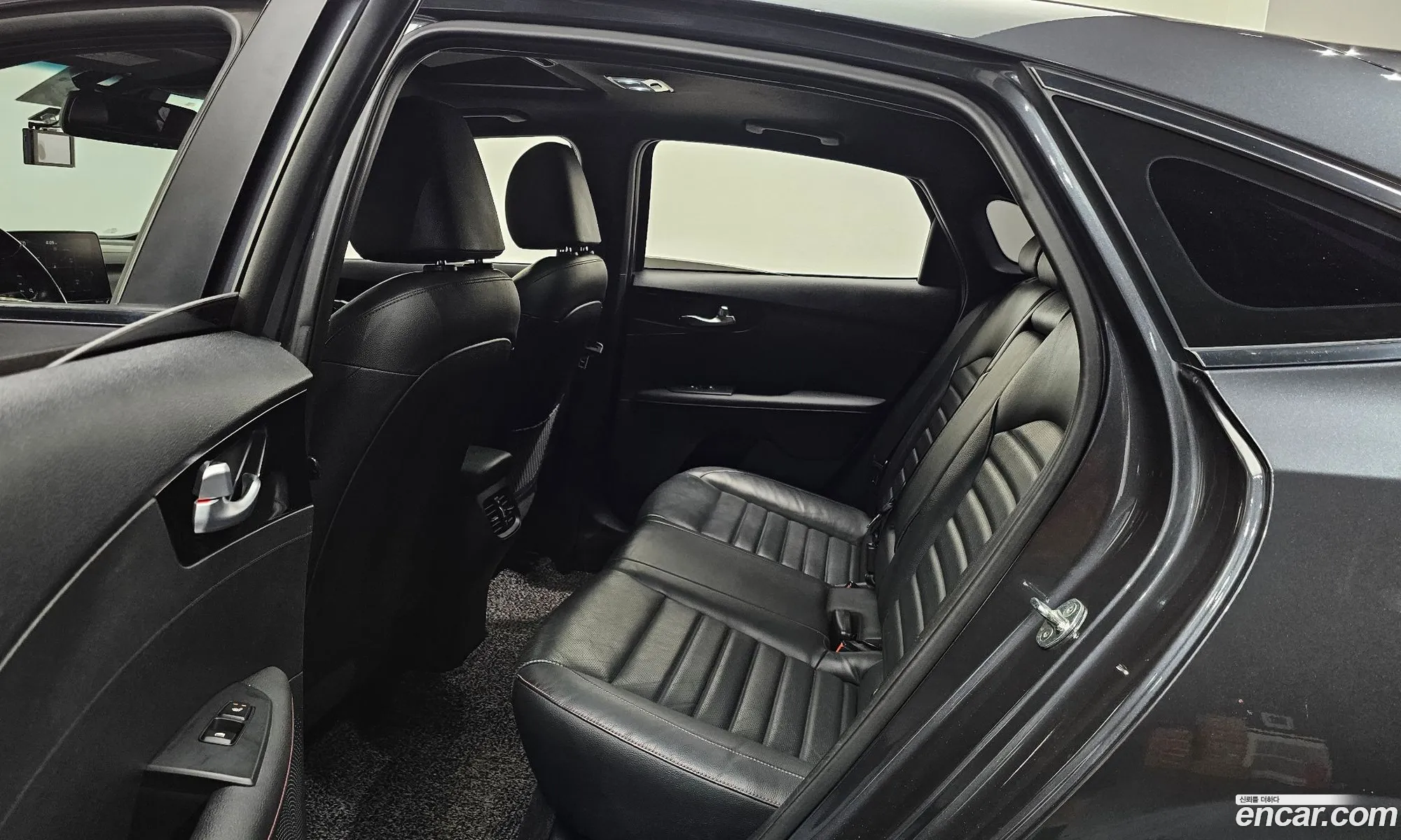 Kia K3 2019 — 15