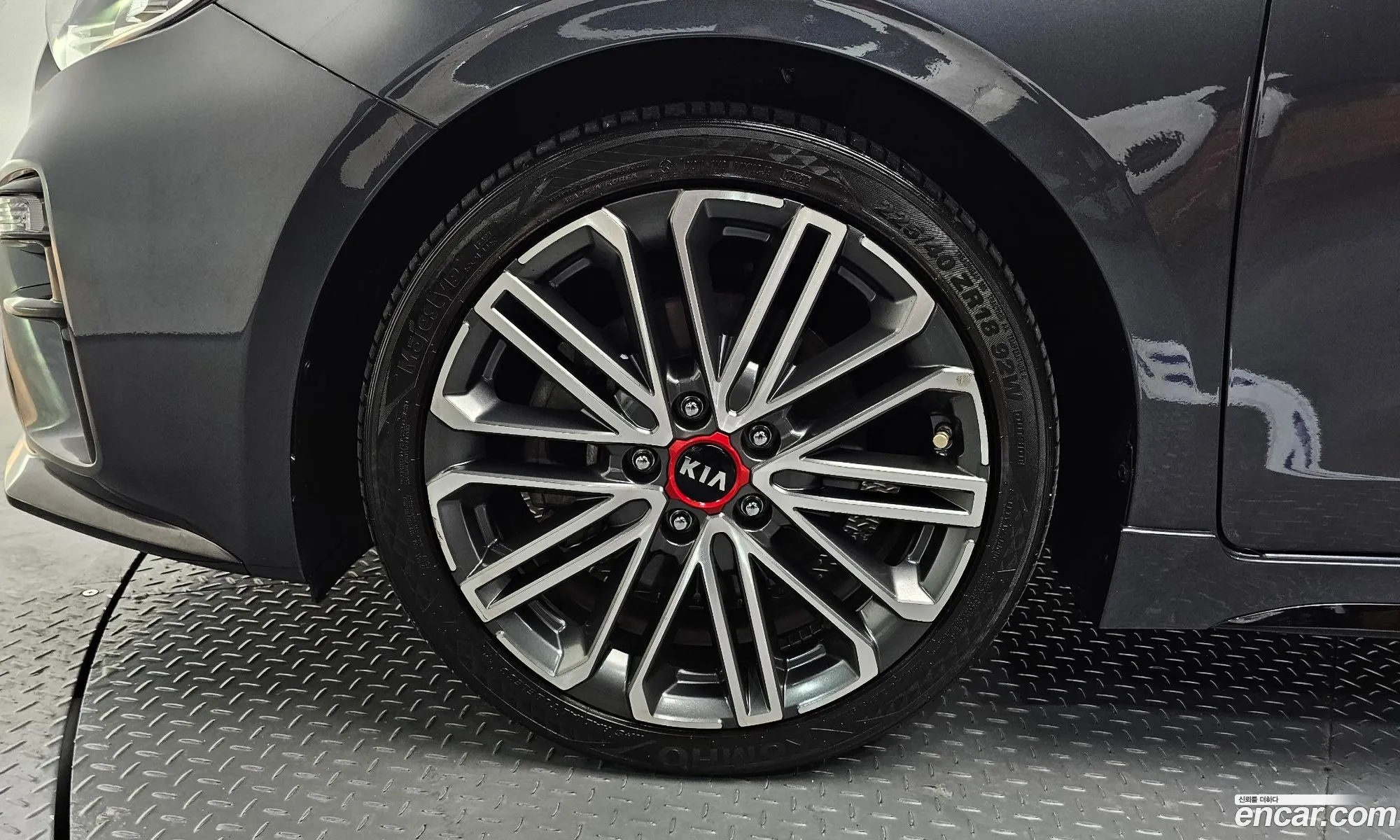 Kia K3 2019 — 24