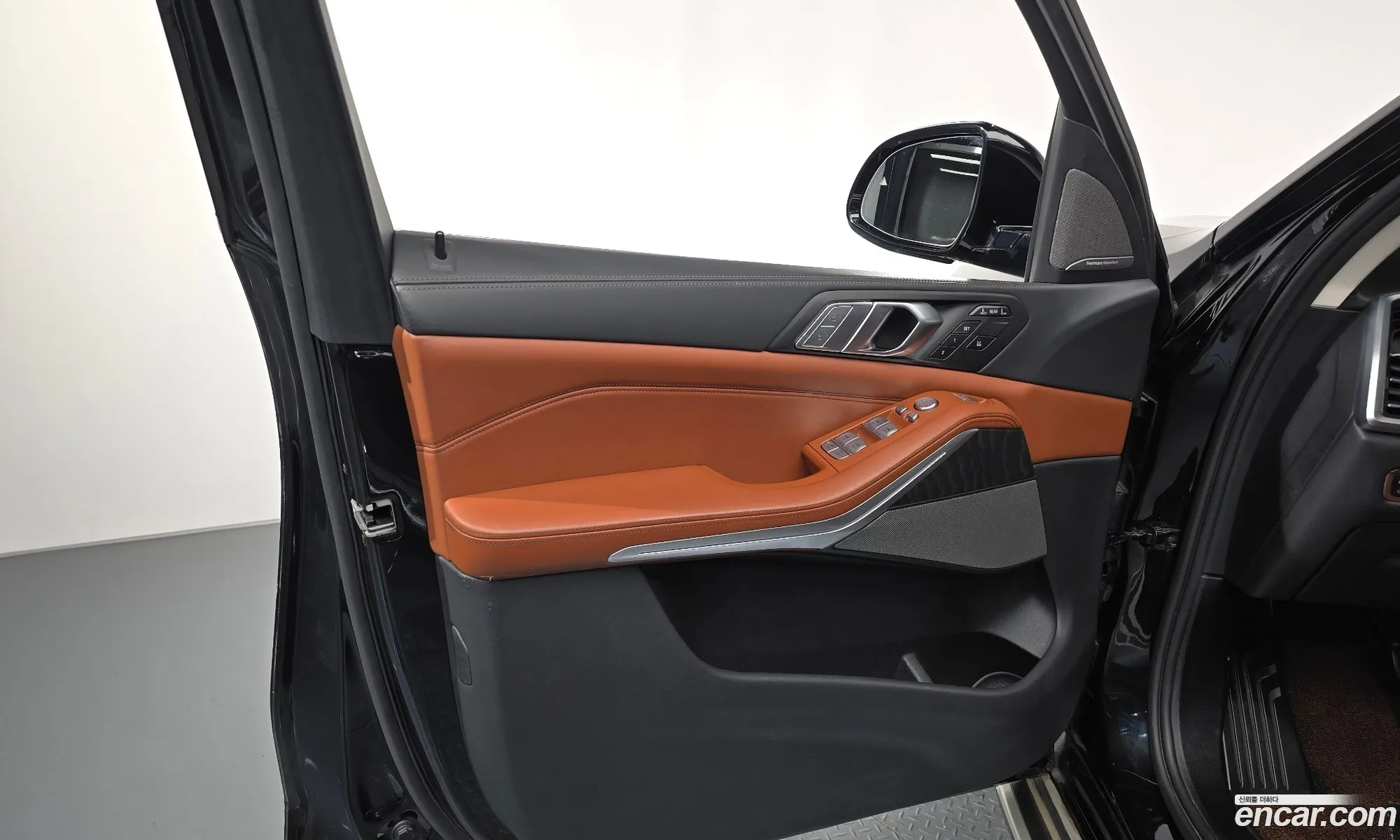BMW X7 2022 — 18