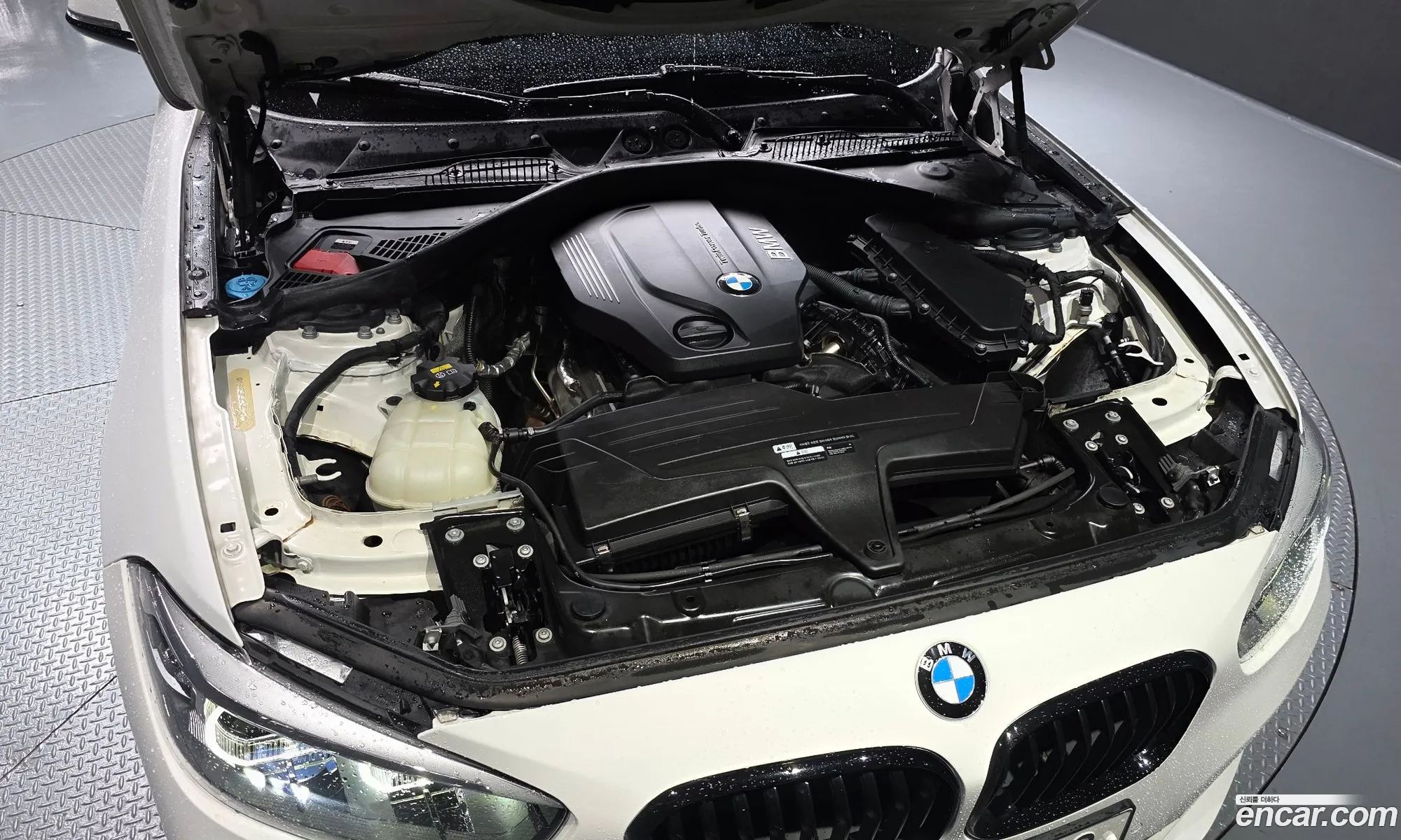 BMW 1 Series 2017 WBA1S5103J5K35097 — 14