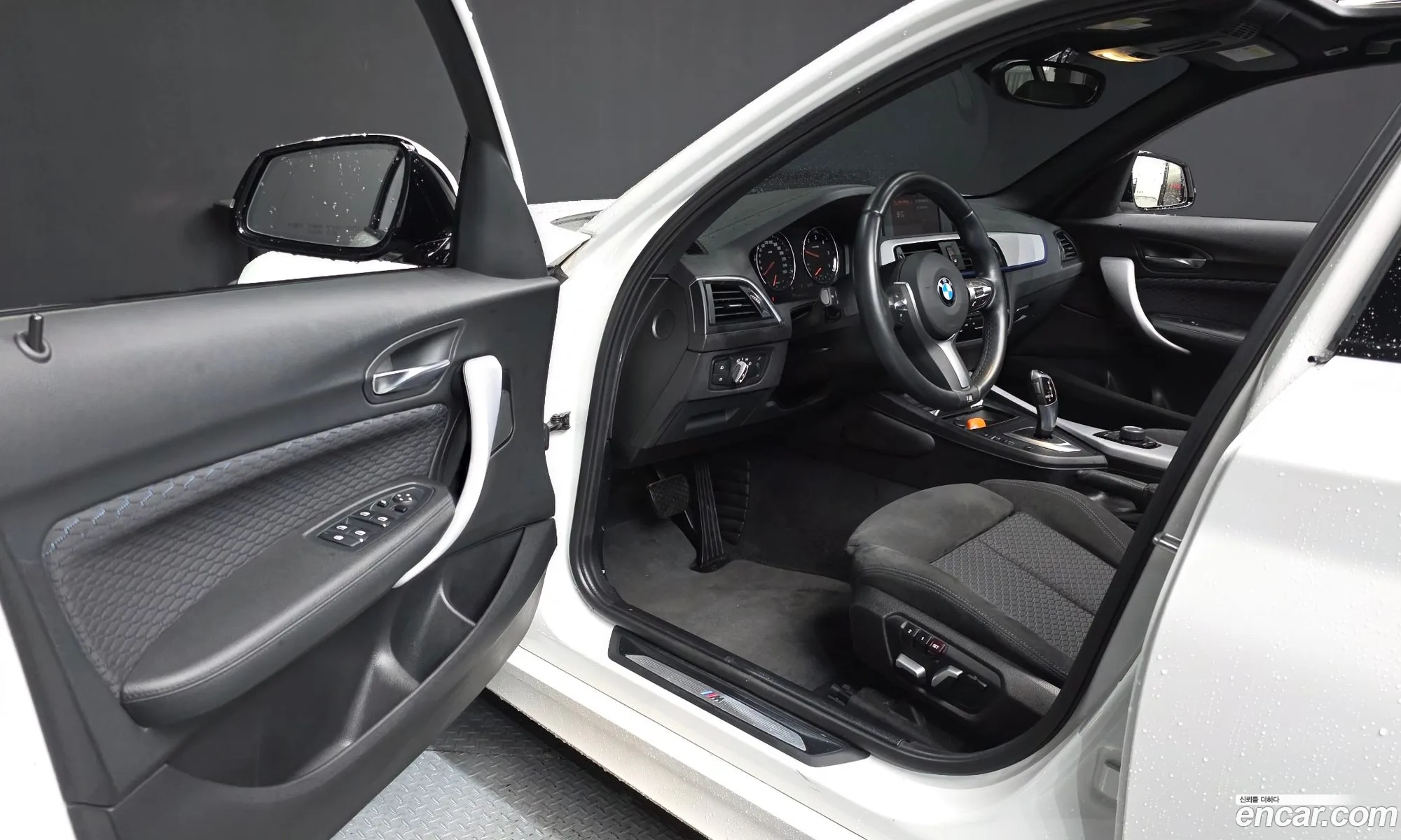 BMW 1 Series 2017 WBA1S5103J5K35097 — 17