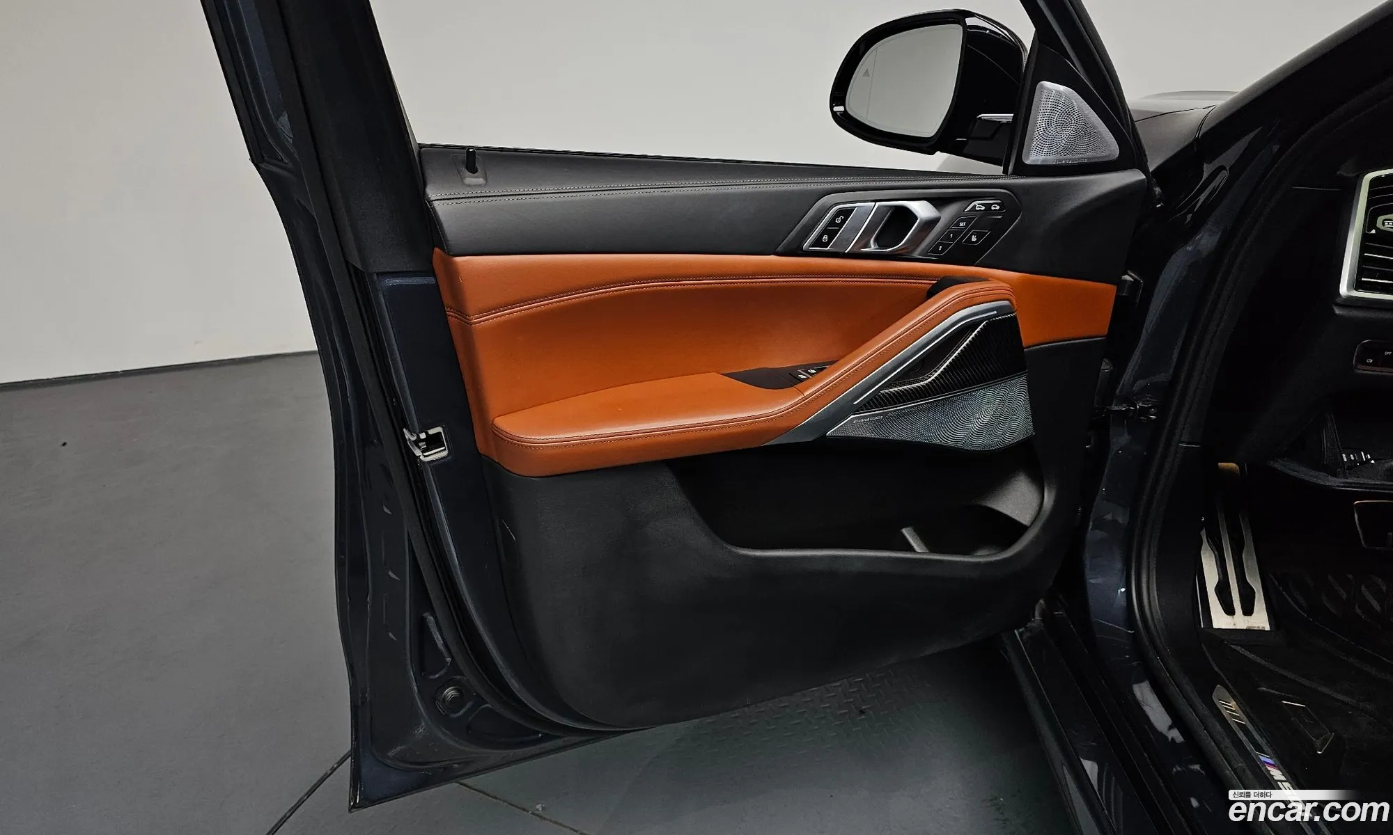 BMW X6 2022 — 7