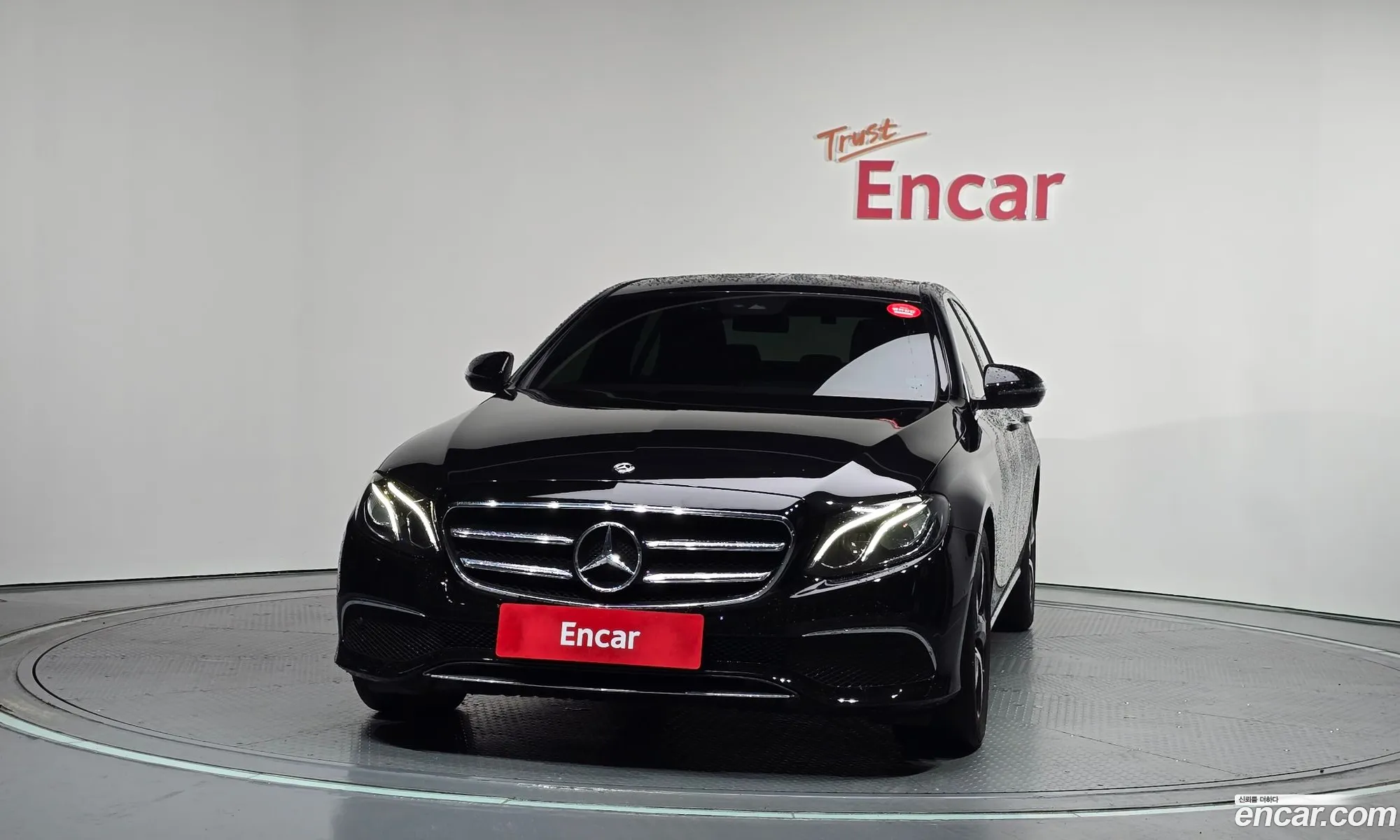 Mercedes-Benz E-Class W213 2019 WDDZF4FB2LA718188 — 24