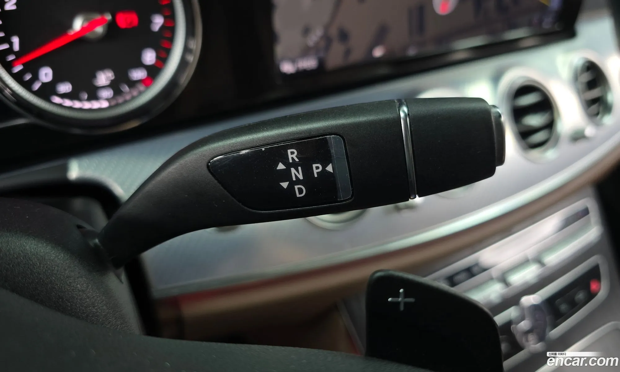 Mercedes-Benz E-Class W213 2019 WDDZF4FB2LA718188 — 30