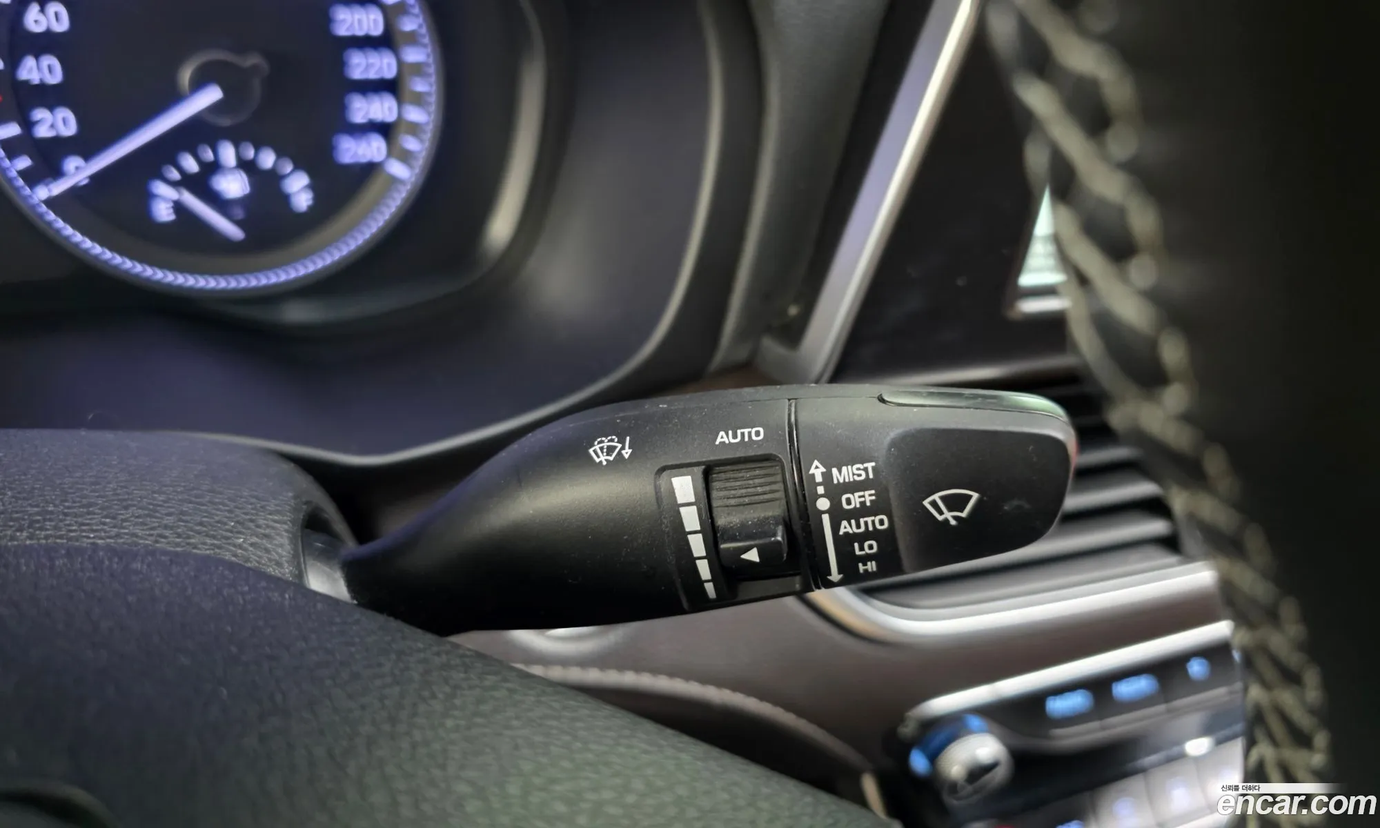 Hyundai Grandeur IG 2018 — 27