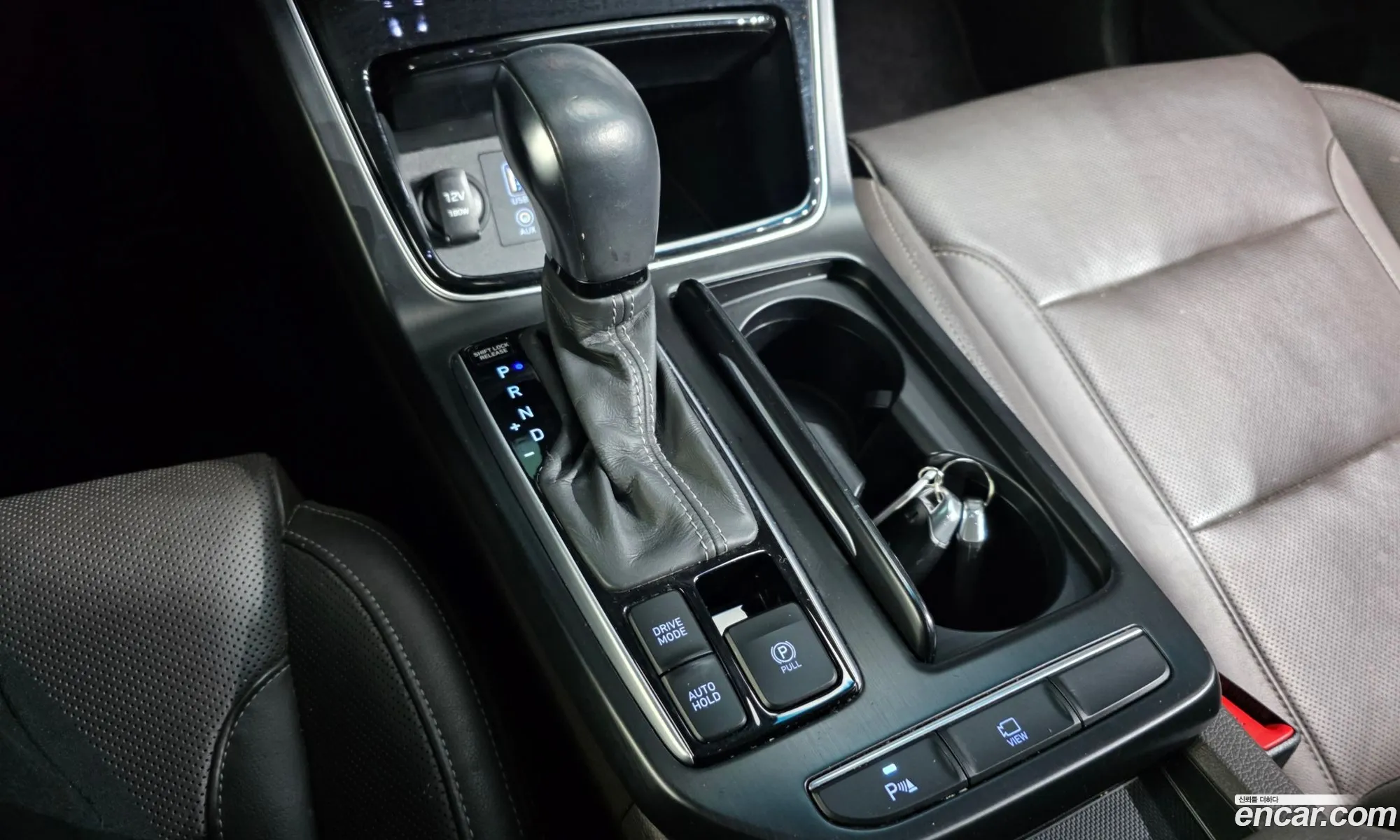 Hyundai Grandeur IG 2018 — 30