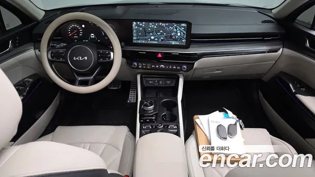 Kia K5 Hybrid 2024 — 4