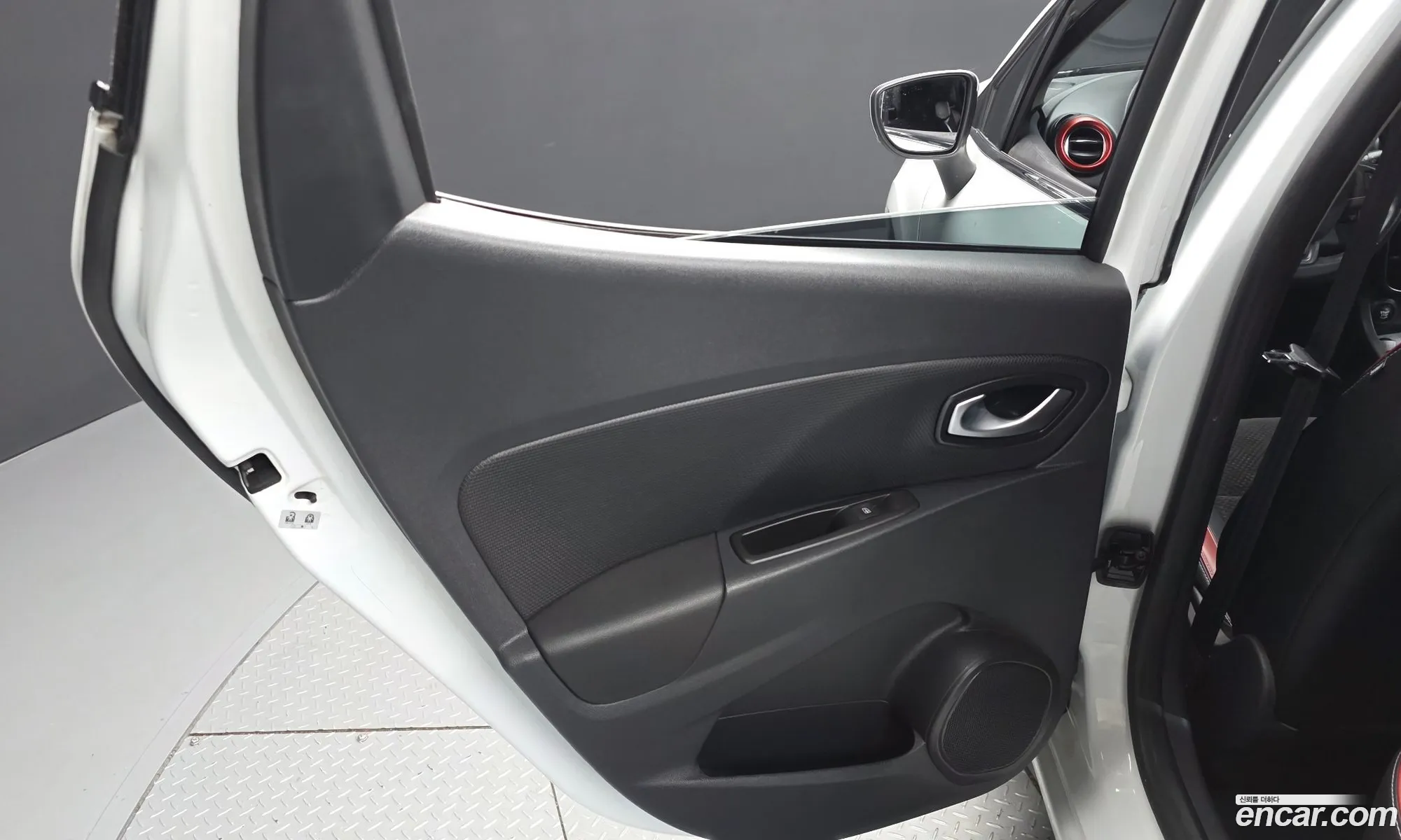 Renault Korea (Samsung) Clio 2018 — 19