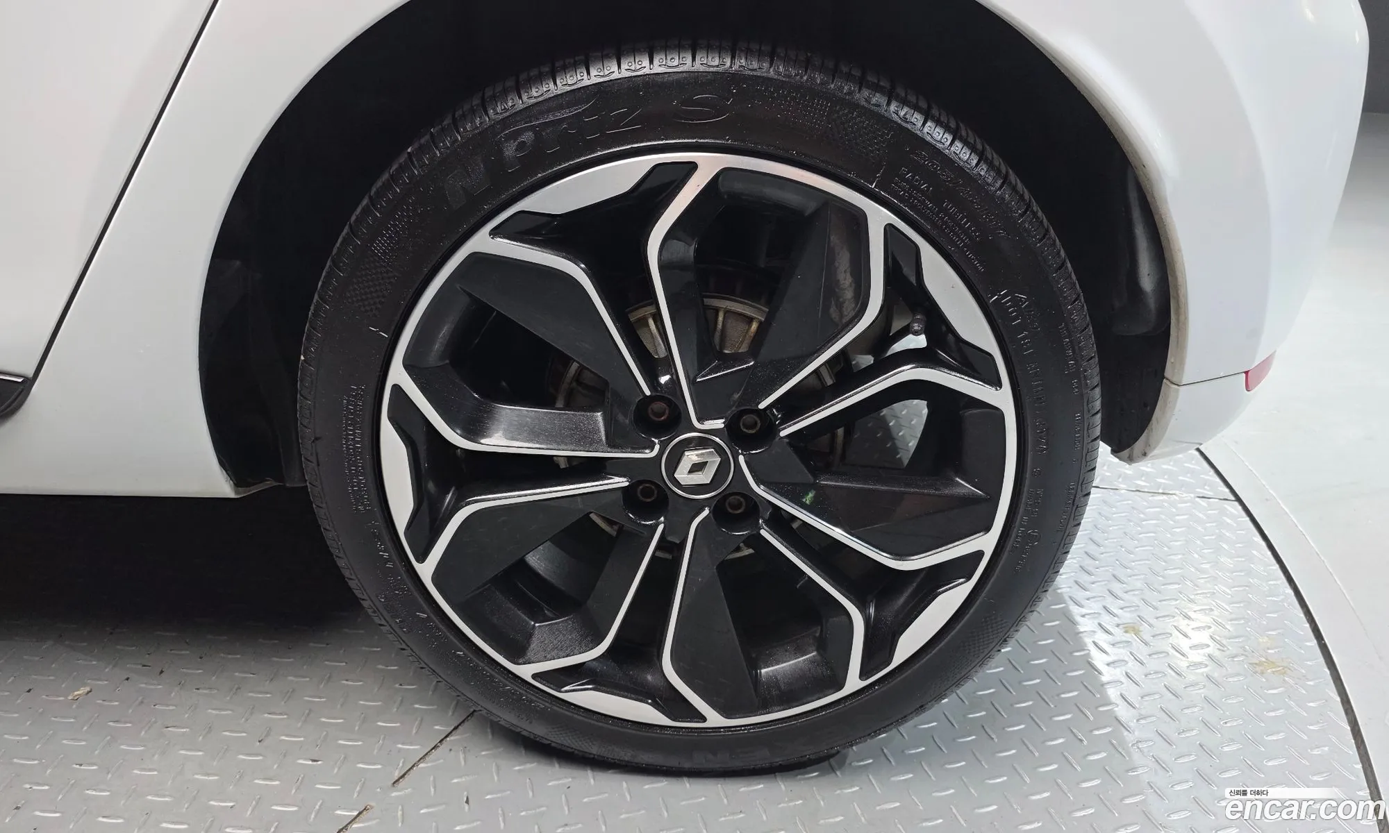 Renault Korea (Samsung) Clio 2018 — 3