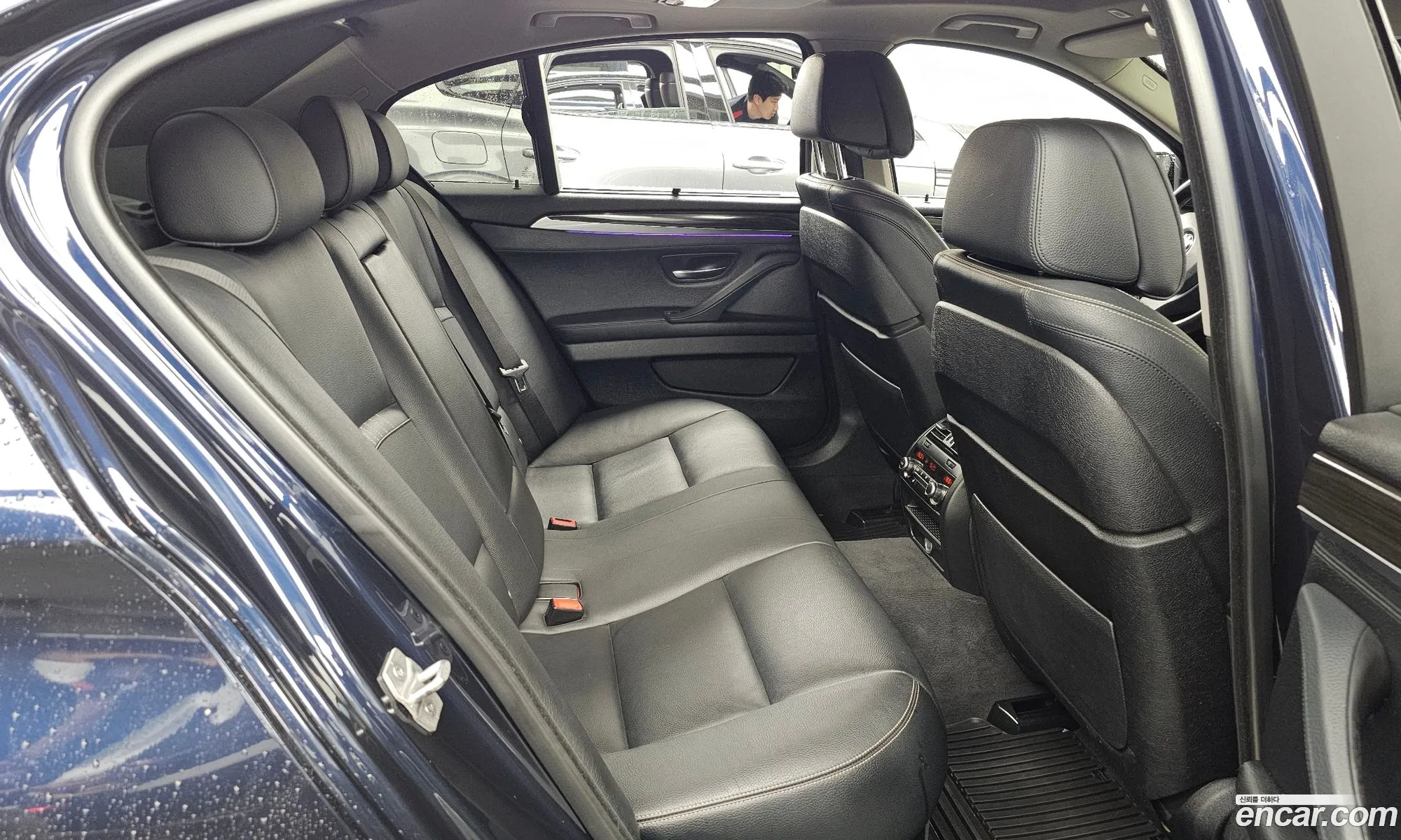 BMW 5 Series 2016 WBA5A5105GG181108 — 11