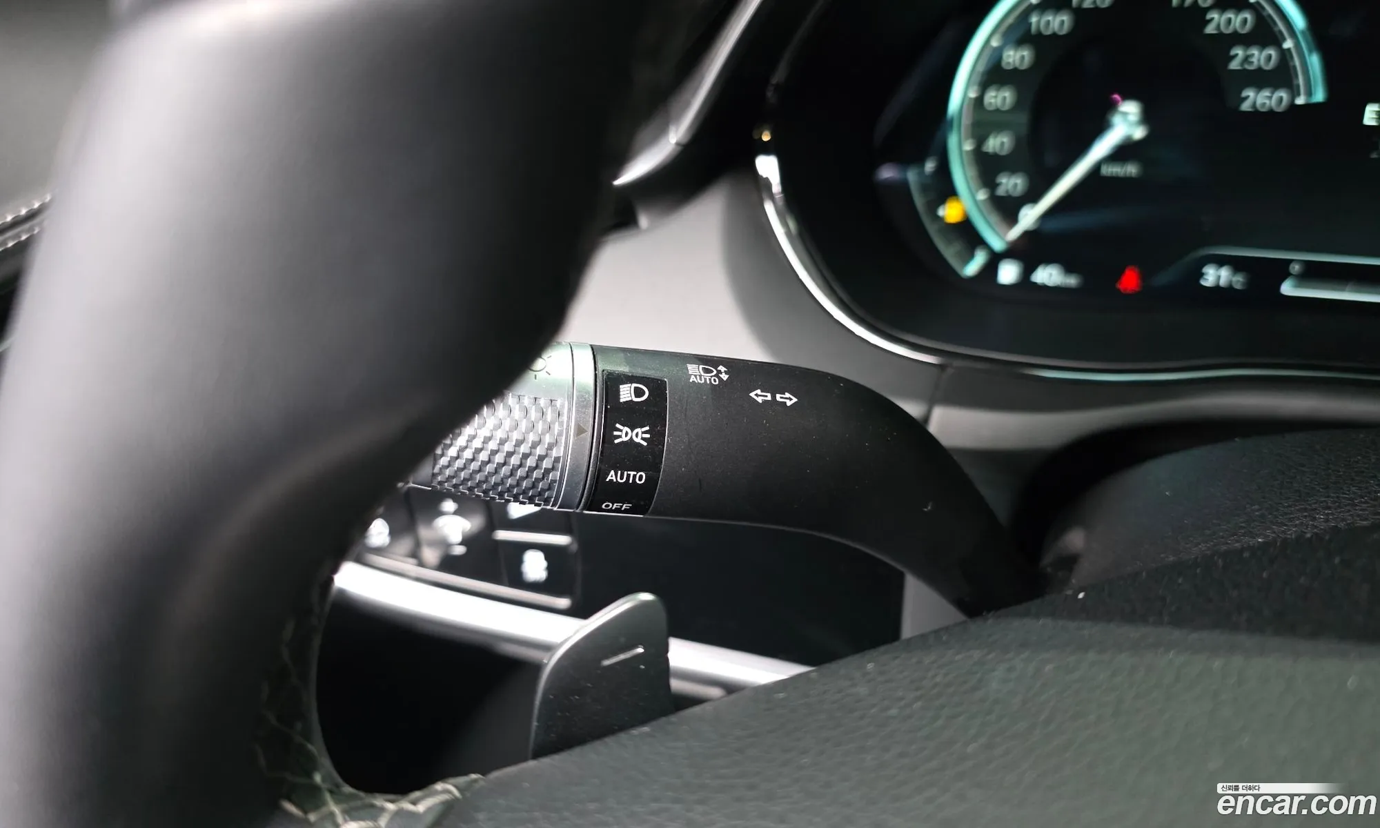 Genesis GV70 2022 — 10