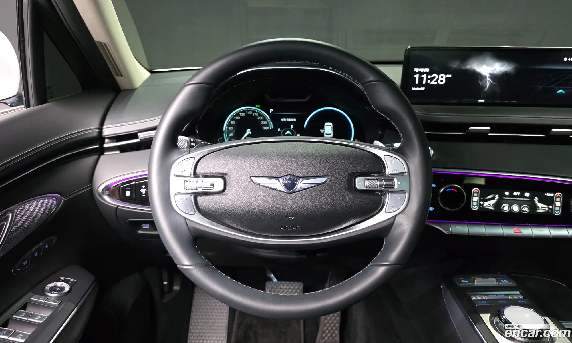 Genesis GV70 2022 — 31