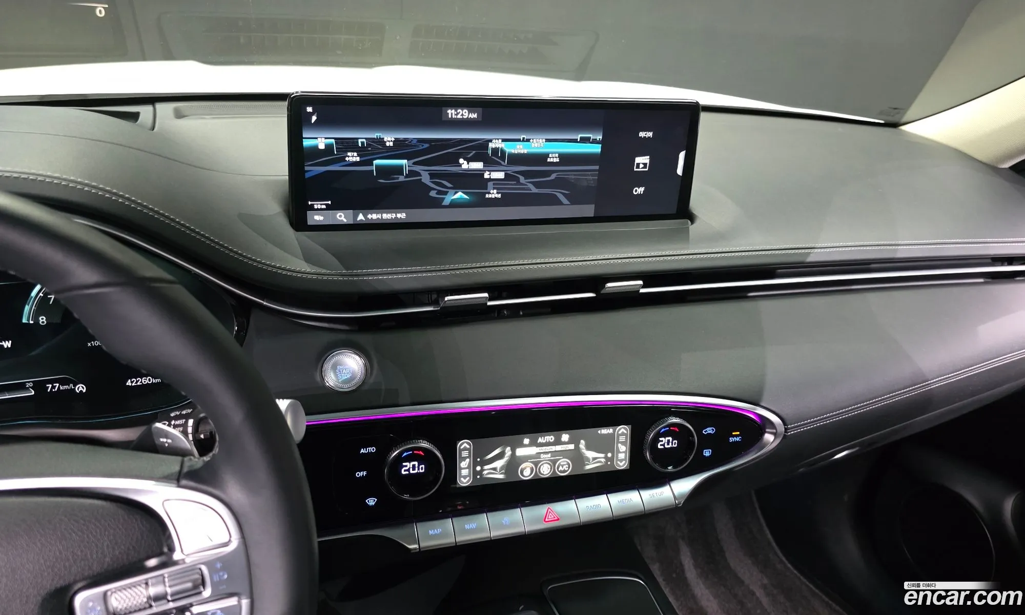 Genesis GV70 2022 — 13