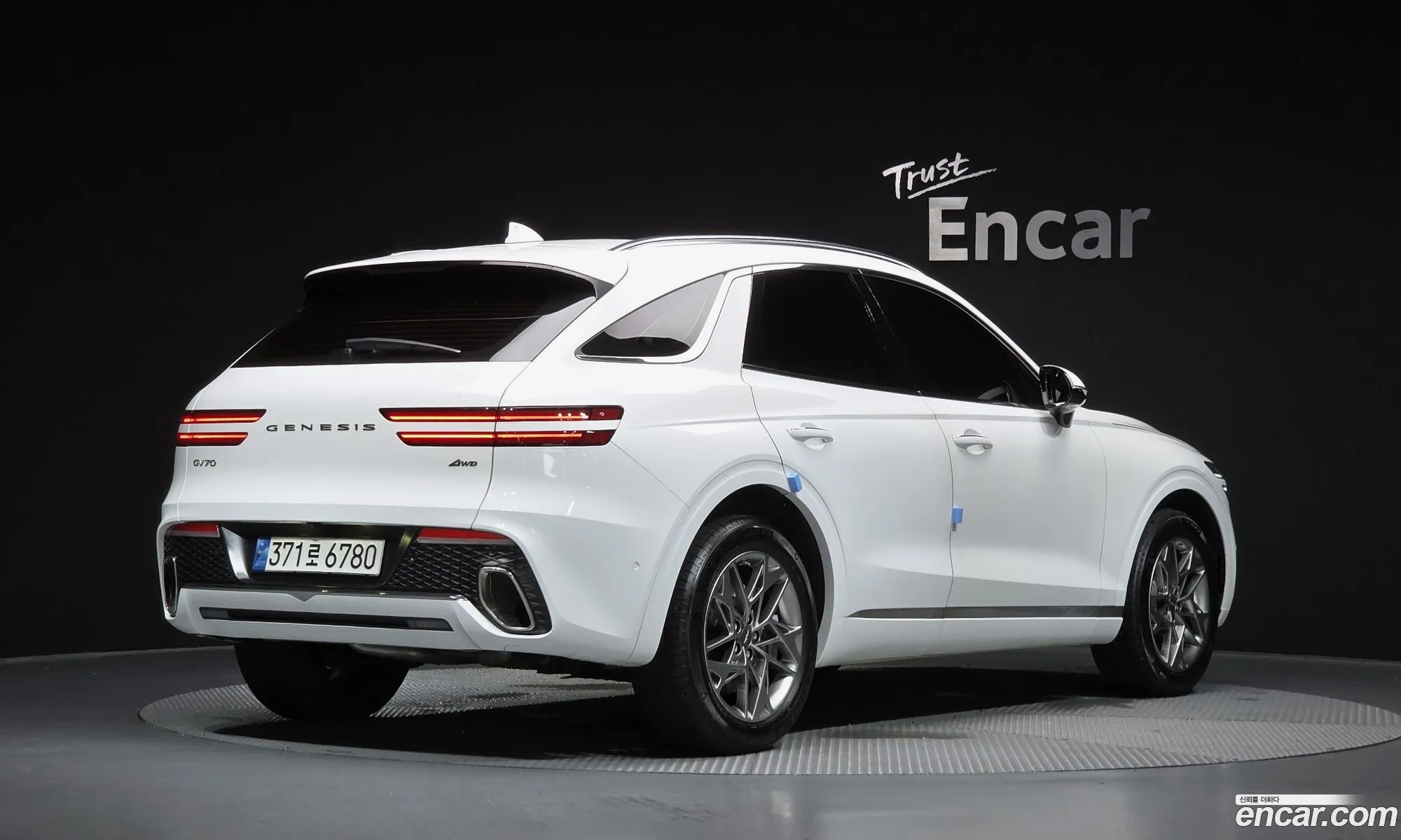 Genesis GV70 2022 — 14
