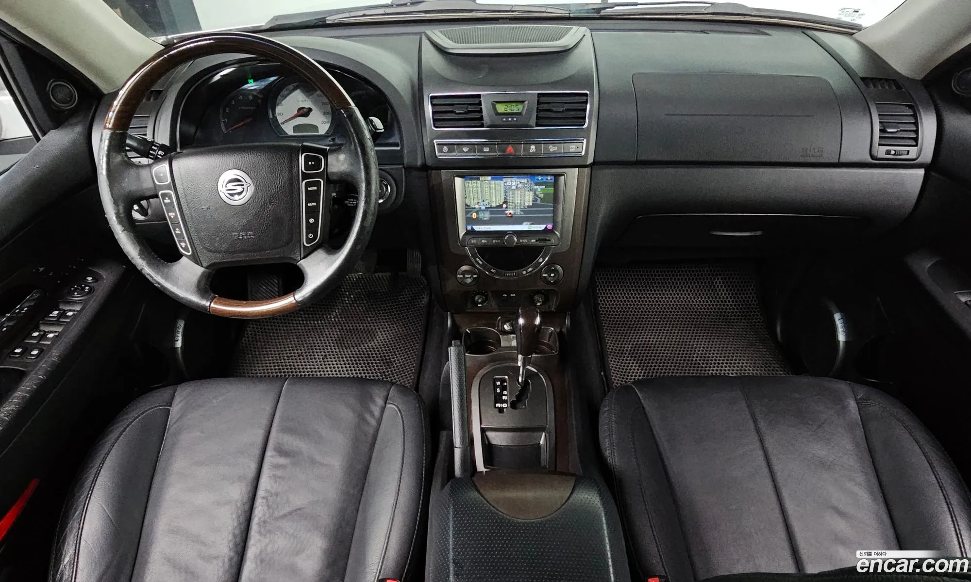 KG Mobility (SsangYong) Rexton W 2014 — 8