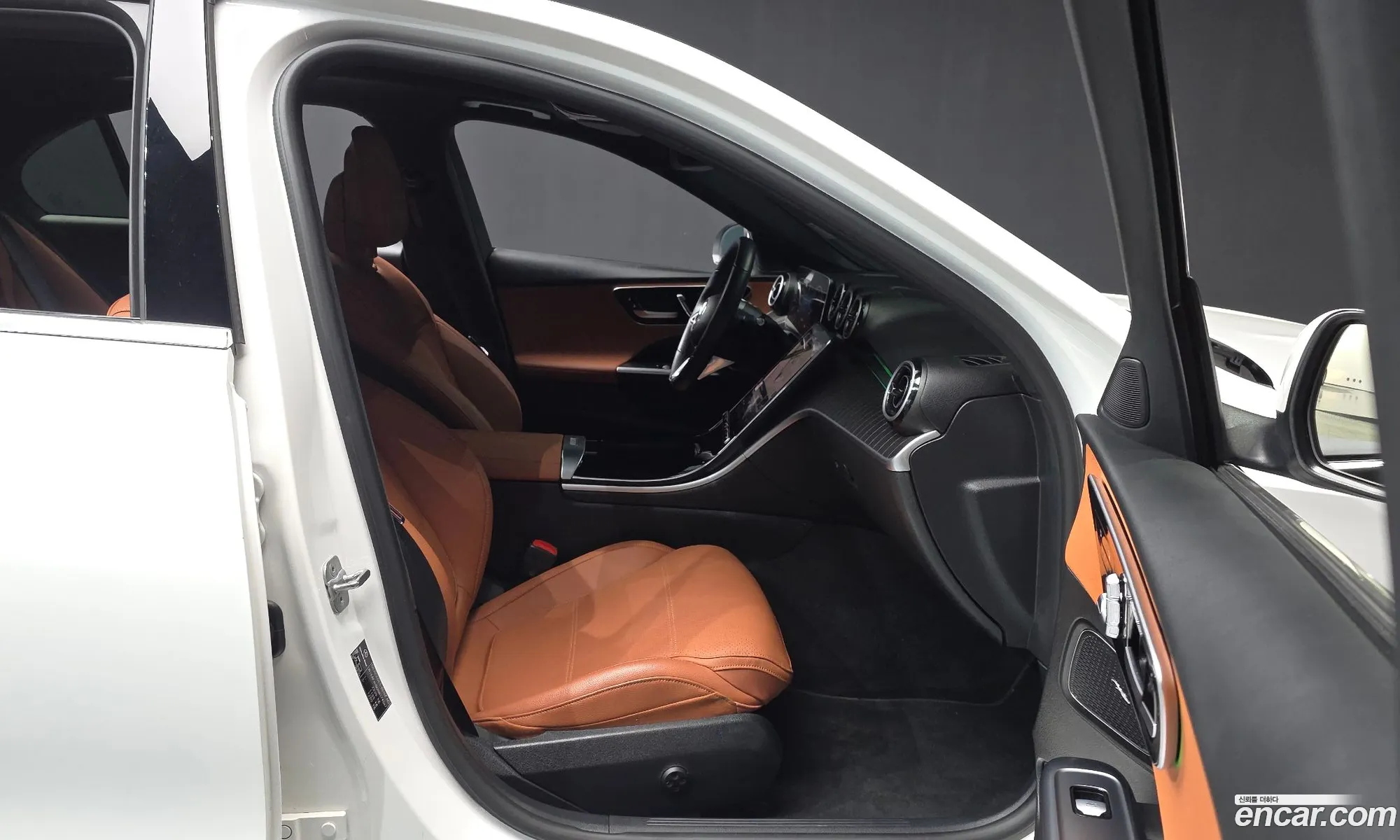 Mercedes-Benz C-Class W206 2023 — 18