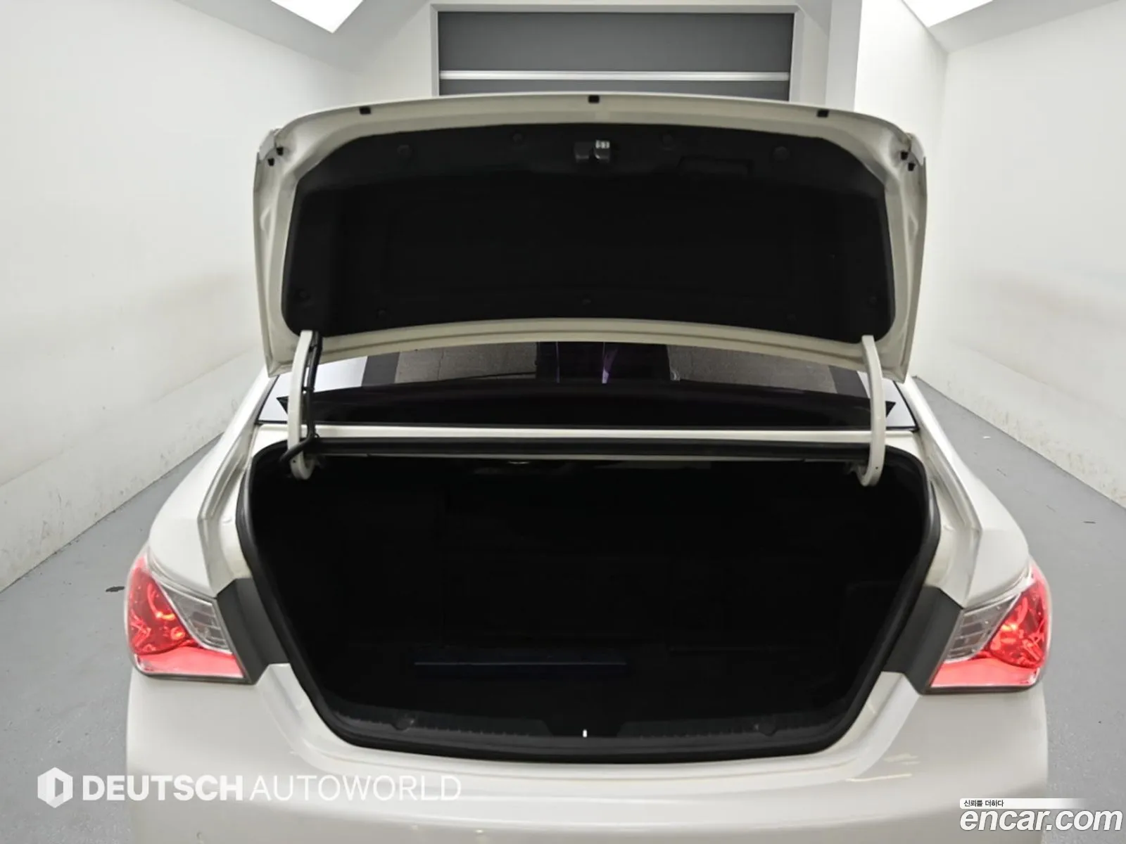 Hyundai Sonata Hybrid 2013 — 12