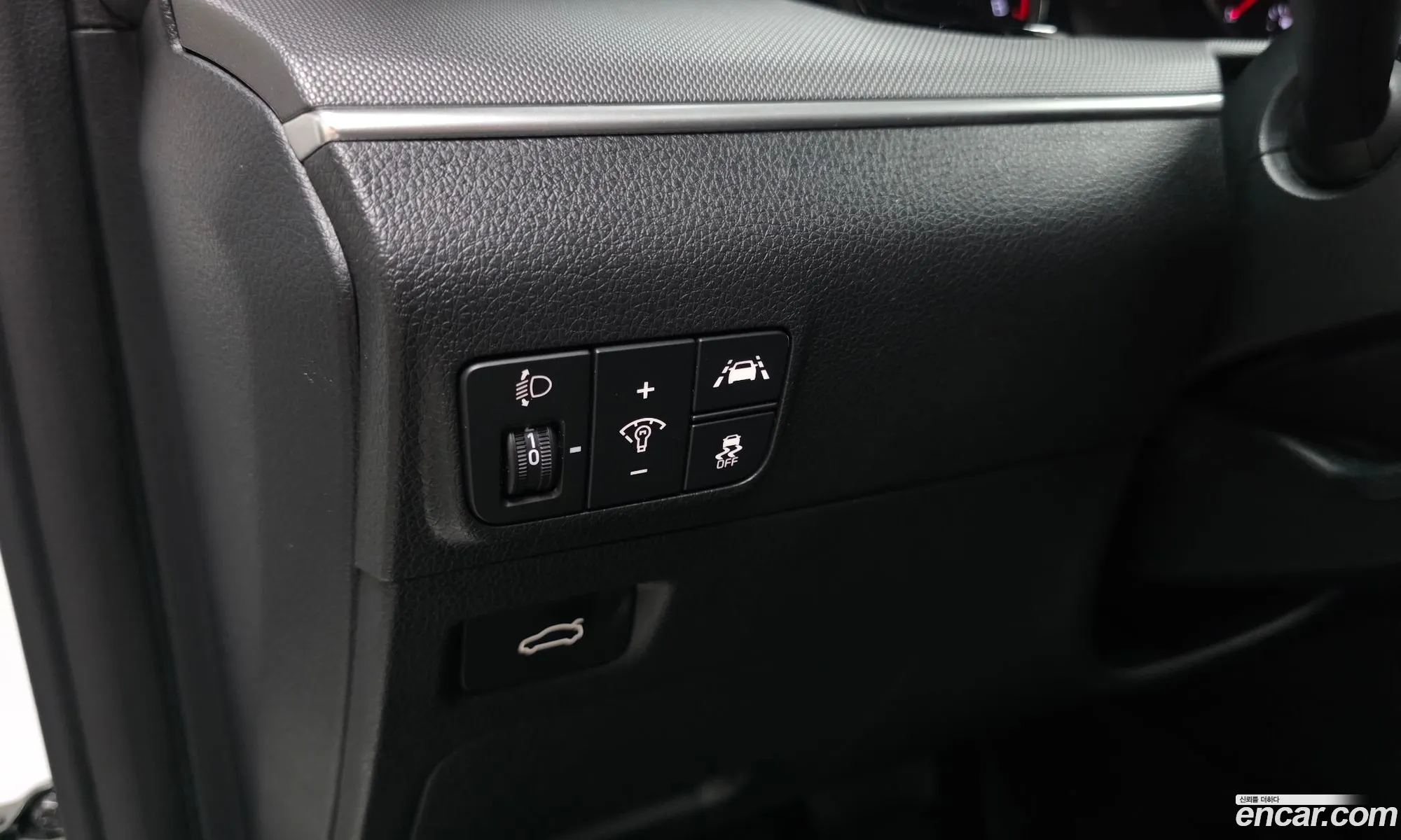 Kia K5 2023 — 9