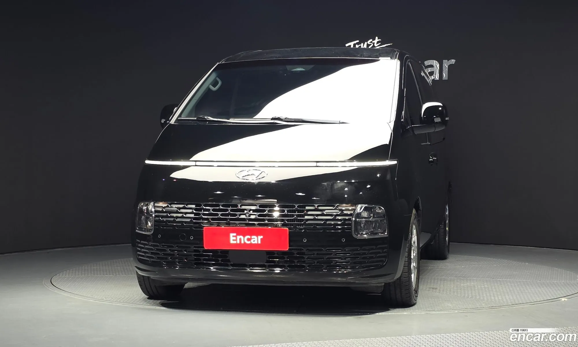 Hyundai Staria 2021 — 3