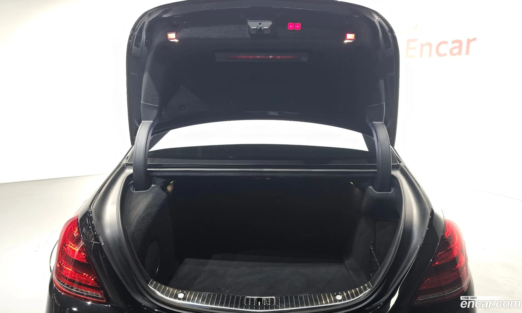 Mercedes-Benz S-Class W222 2020 — 13