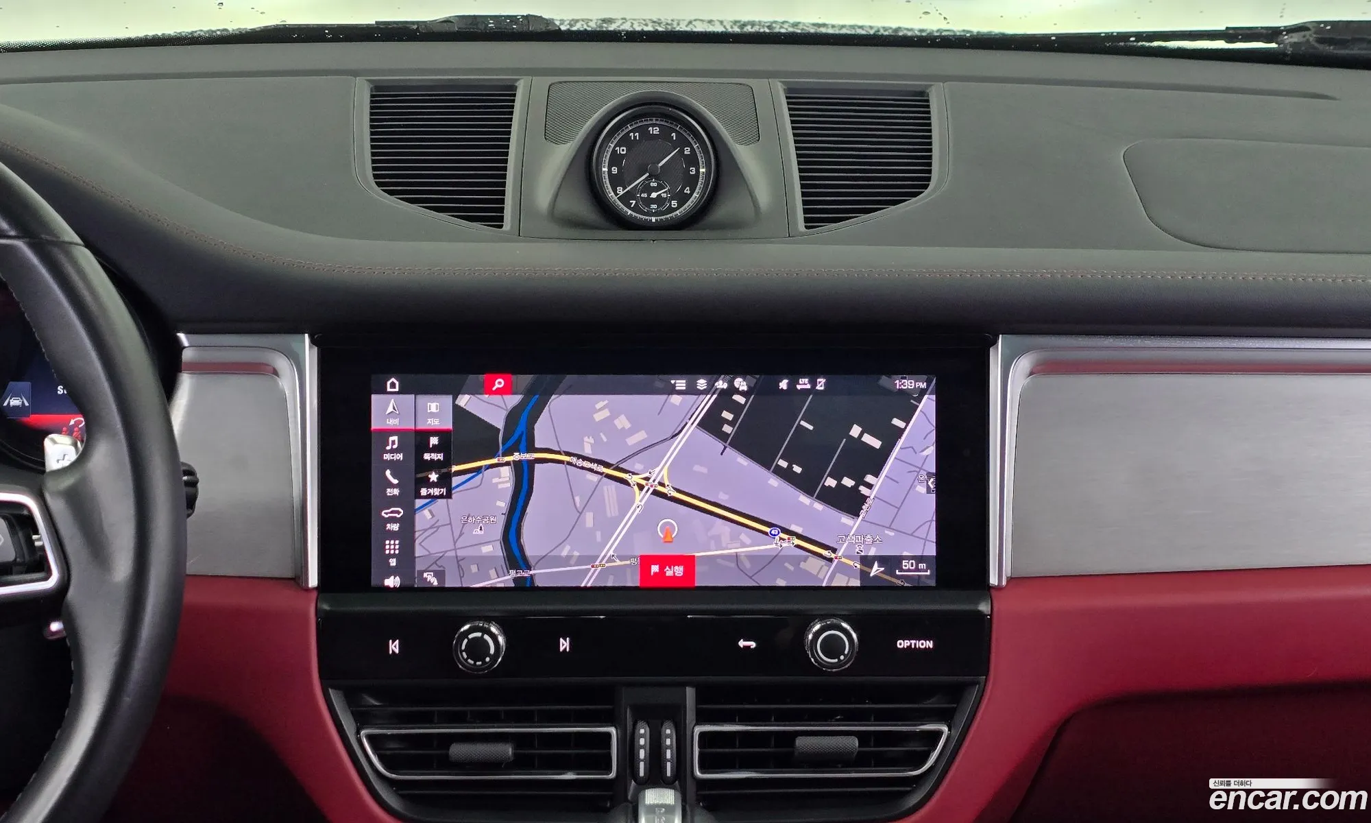 Porsche Macan 2023 WP1AG295XPLB52224 — 14