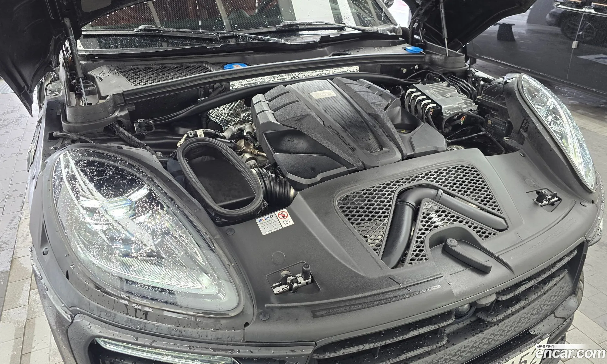 Porsche Macan 2023 WP1AG295XPLB52224 — 3