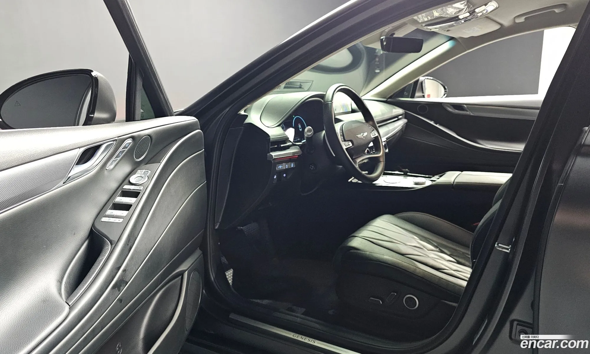 Genesis G80 2022 — 26