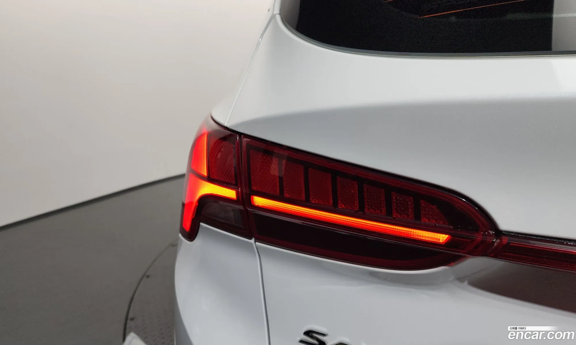 Hyundai Santa Fe 2022 — 21
