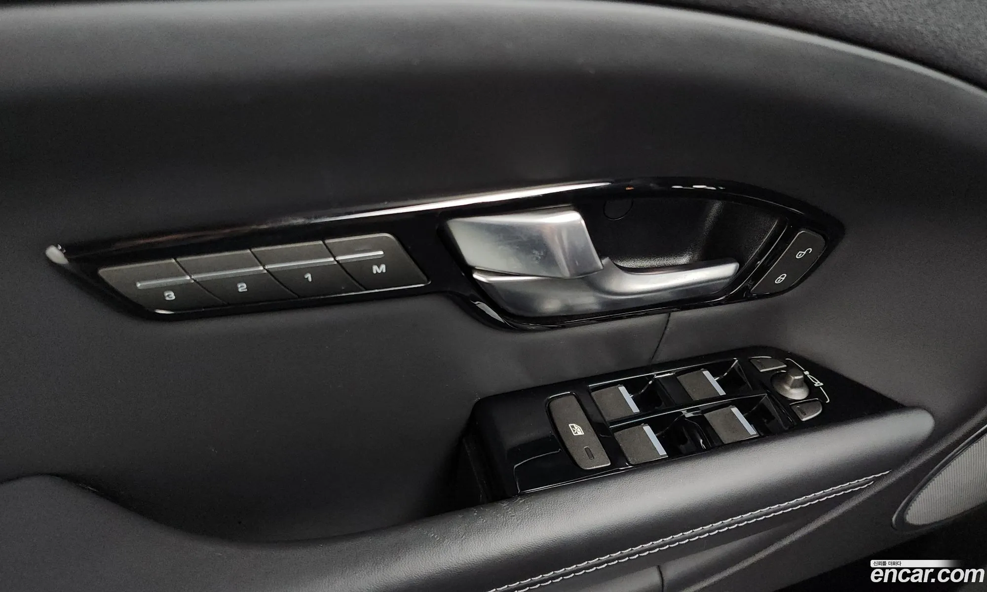 Land Rover Range Rover Evoque 2018 SALVA2BN2JH321069 — 12