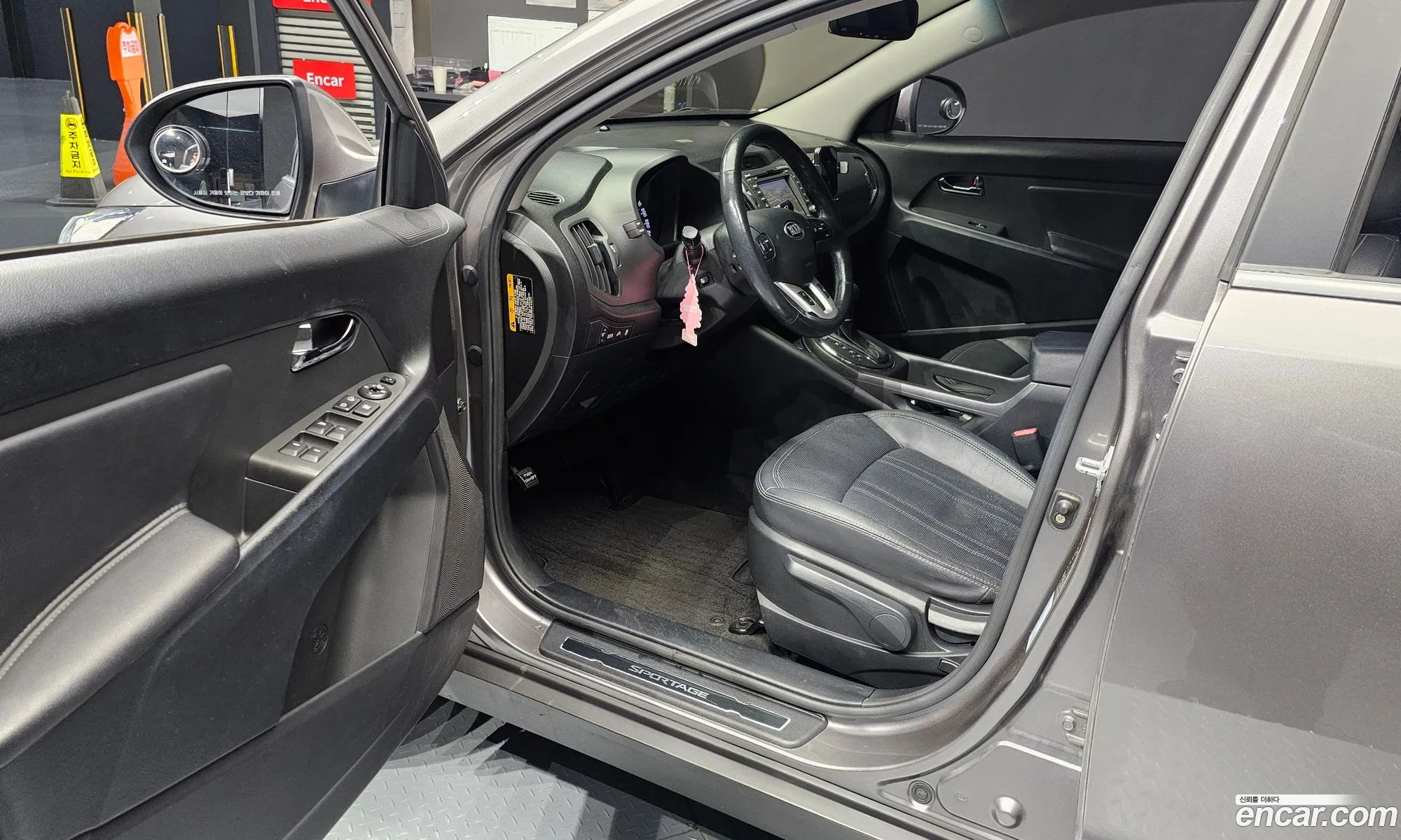 Kia Sportage R 2012 — 8