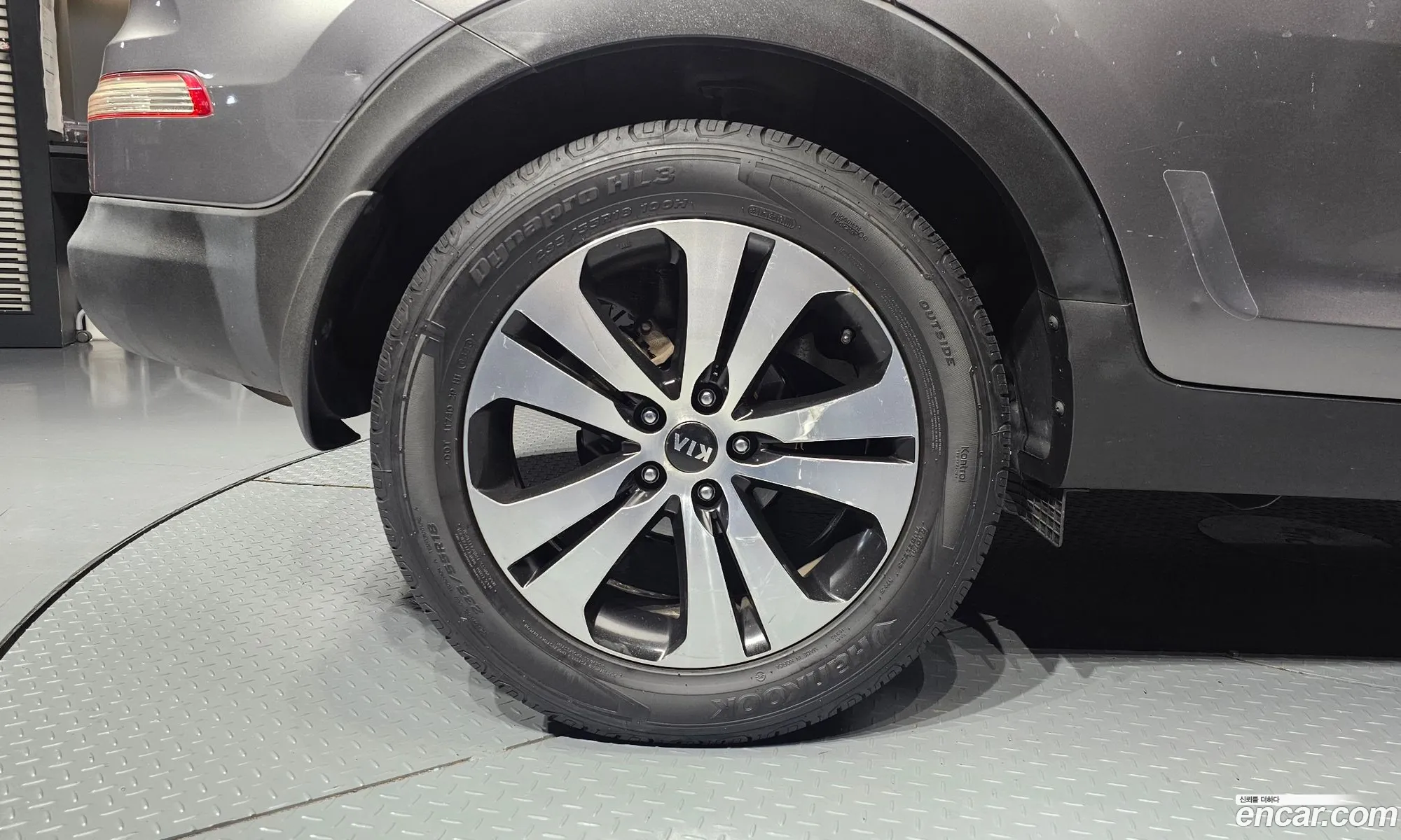 Kia Sportage R 2012 — 17