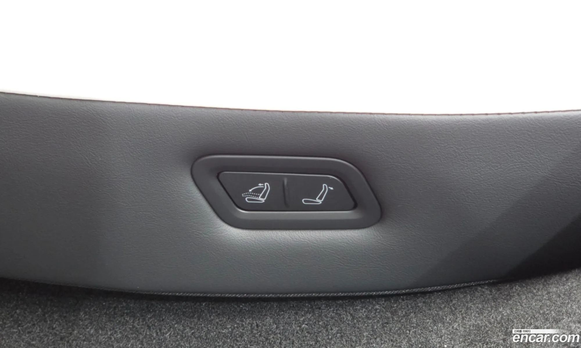 Tesla Model Y 2025 LRWYGCEK4SC202168 — 20