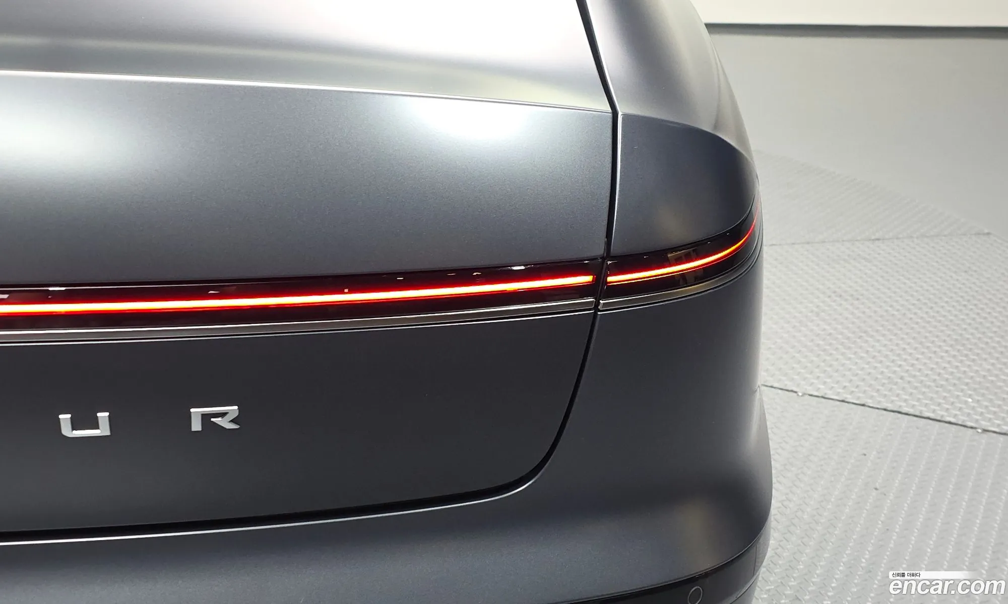 Hyundai Grandeur Hybrid 2023 — 18