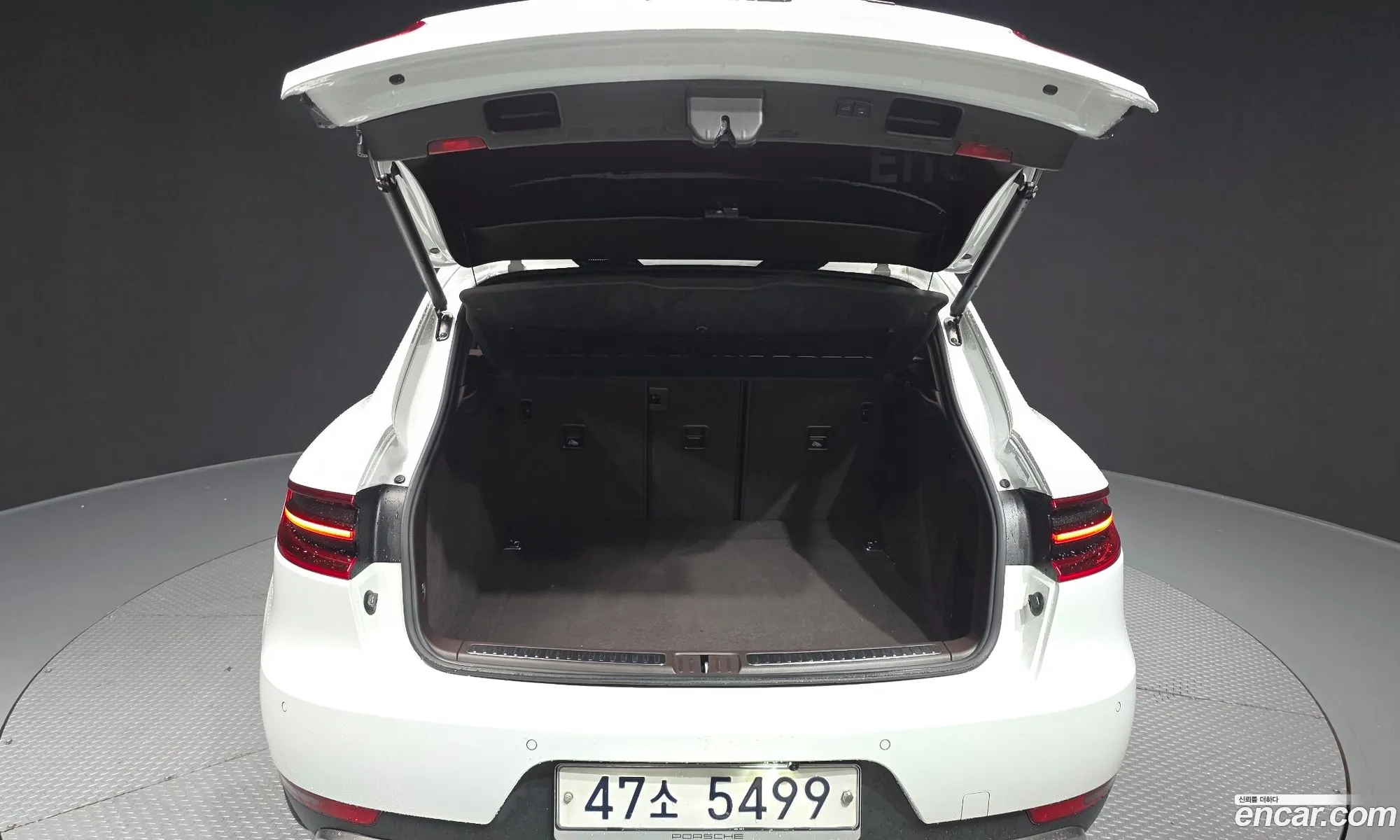 Porsche Macan 2015 WP1AD2956FLB86958 — 19
