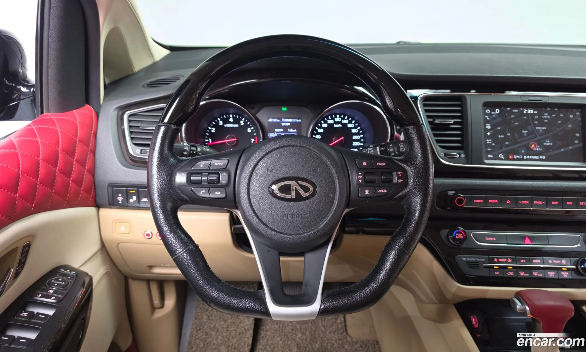 Kia Carnival 2019 — 15