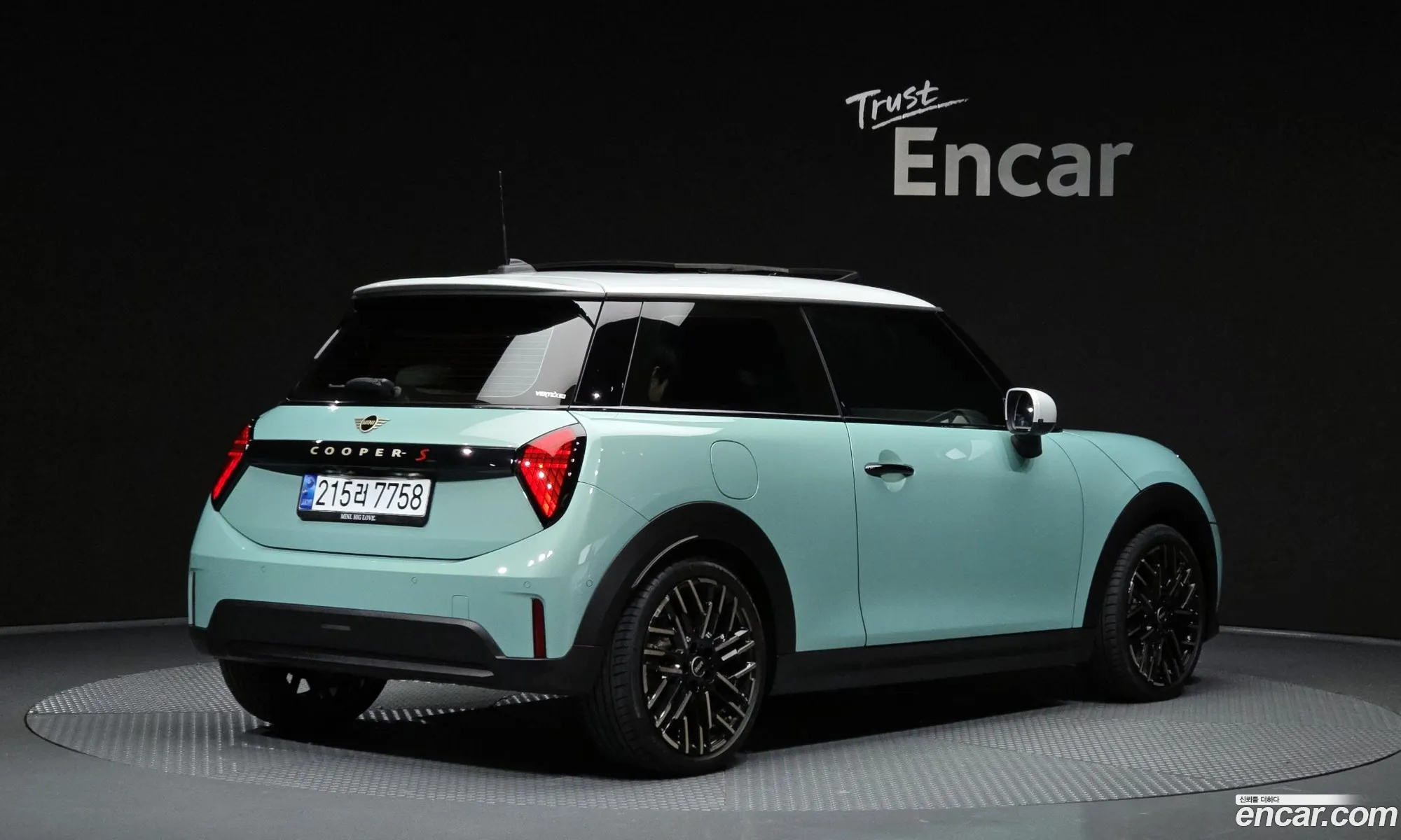 Mini Cooper S 2024 — 5