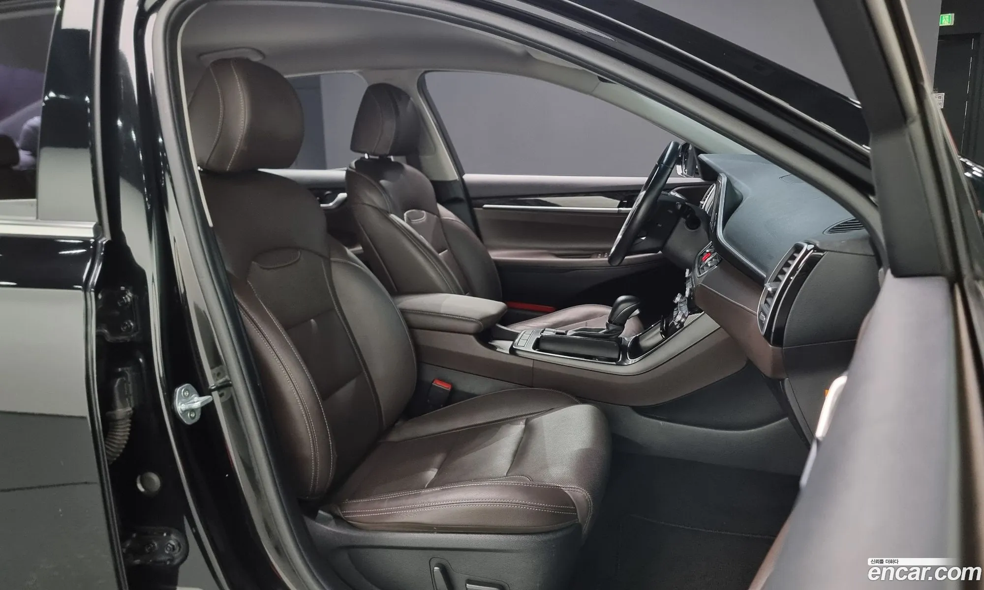 Hyundai Grandeur IG Hybrid 2018 — 19