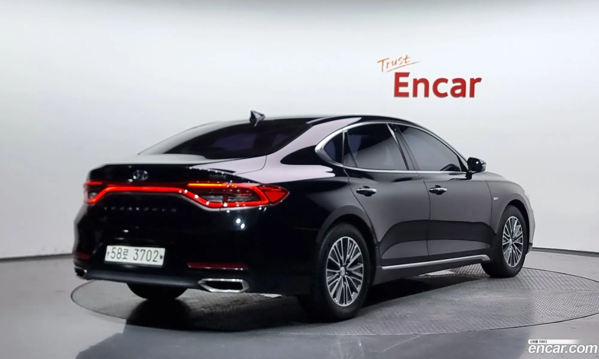 Hyundai Grandeur IG Hybrid 2018 — 16