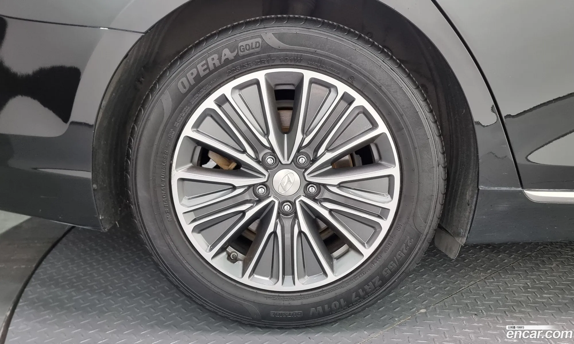 Hyundai Grandeur IG Hybrid 2018 — 9