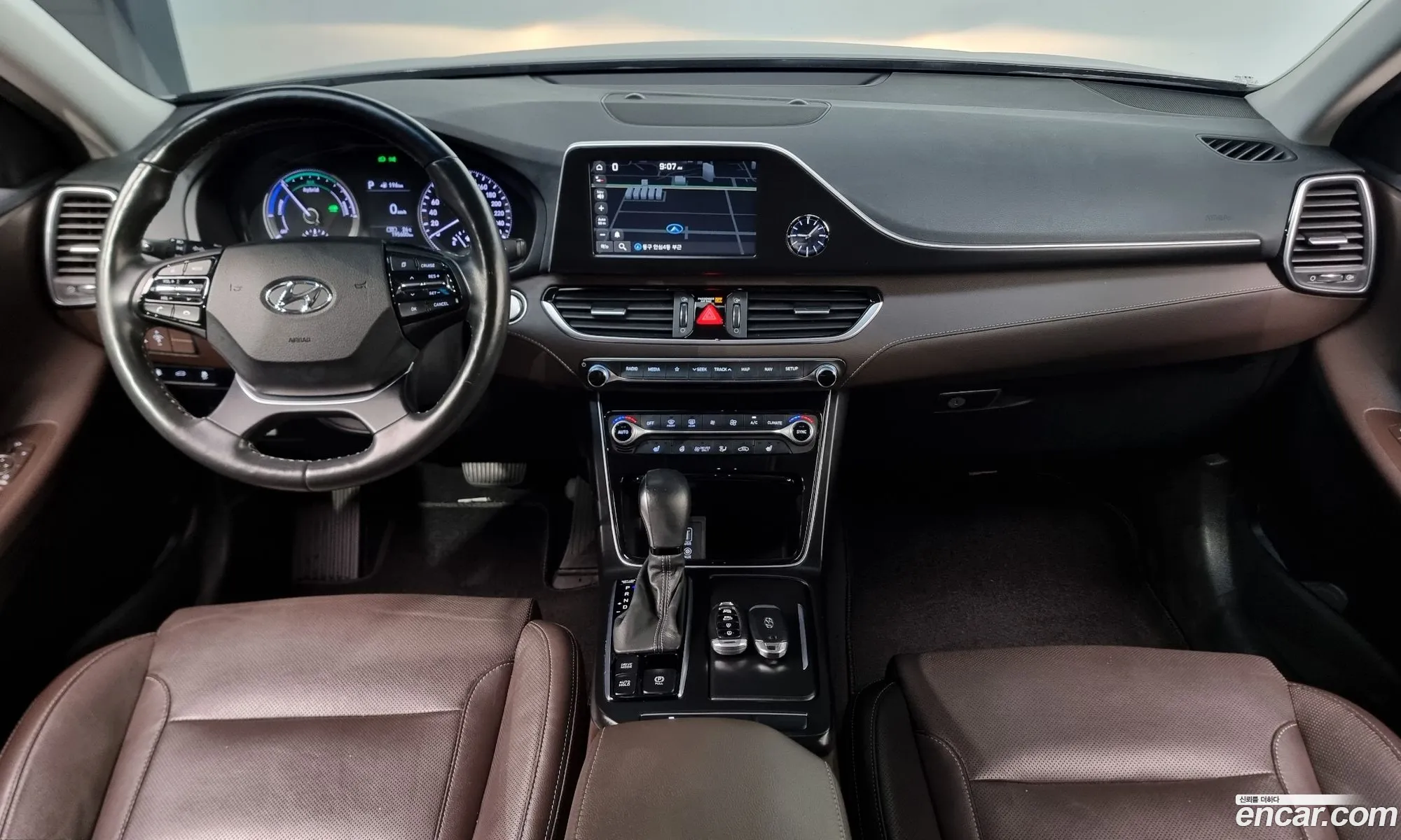 Hyundai Grandeur IG Hybrid 2018 — 8