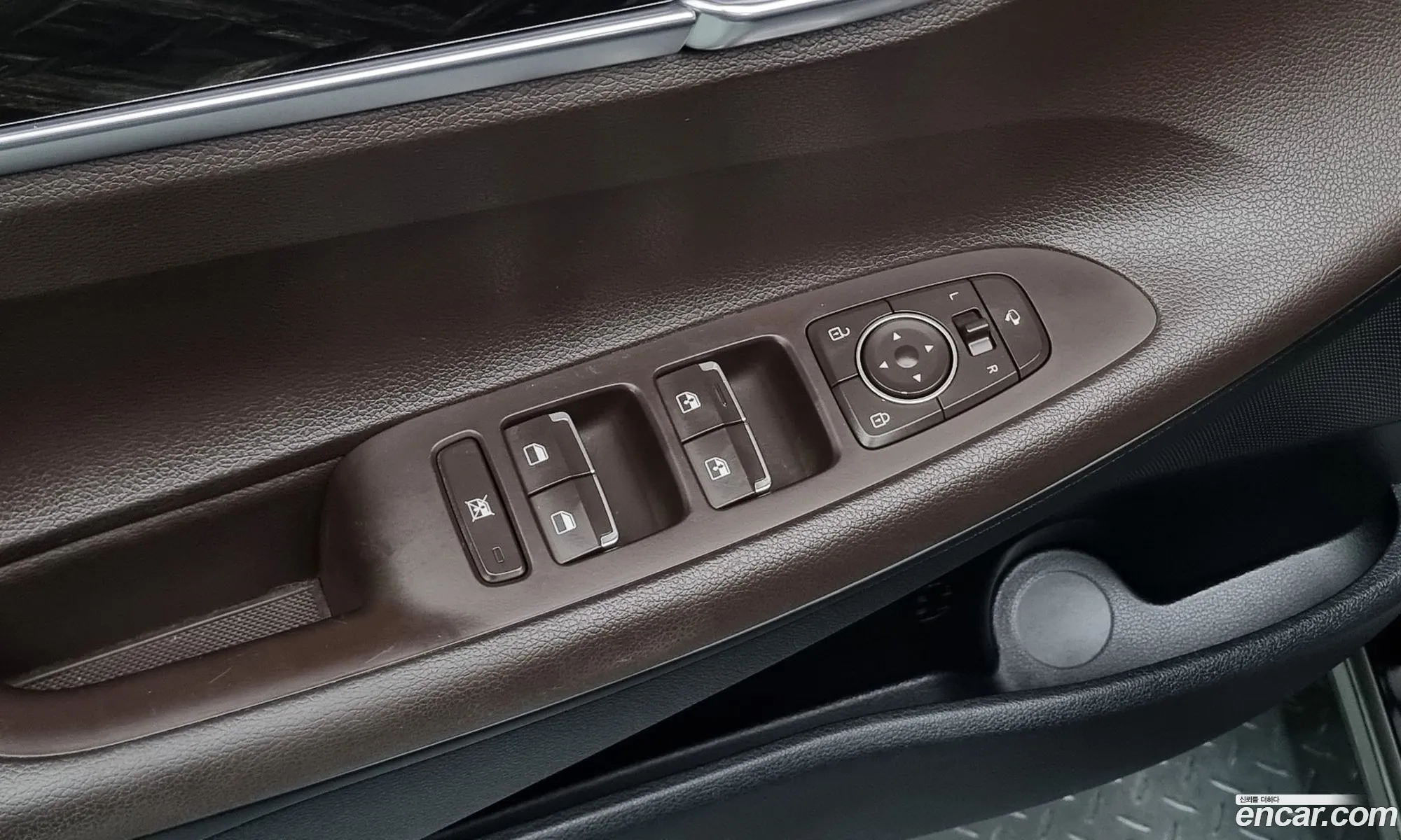 Hyundai Grandeur IG Hybrid 2018 — 5